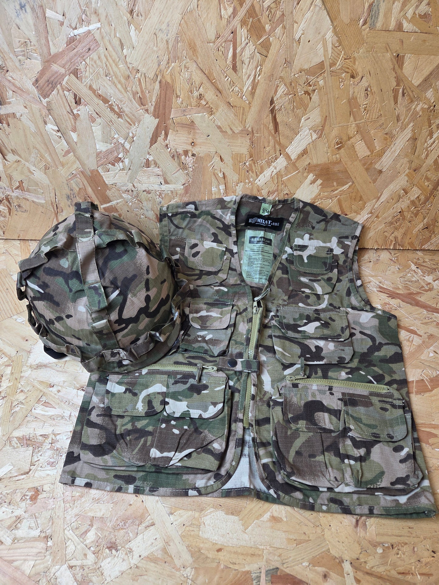 Kids BTP Helmet & Vest Set Green Camouflage Fancy Dress Up