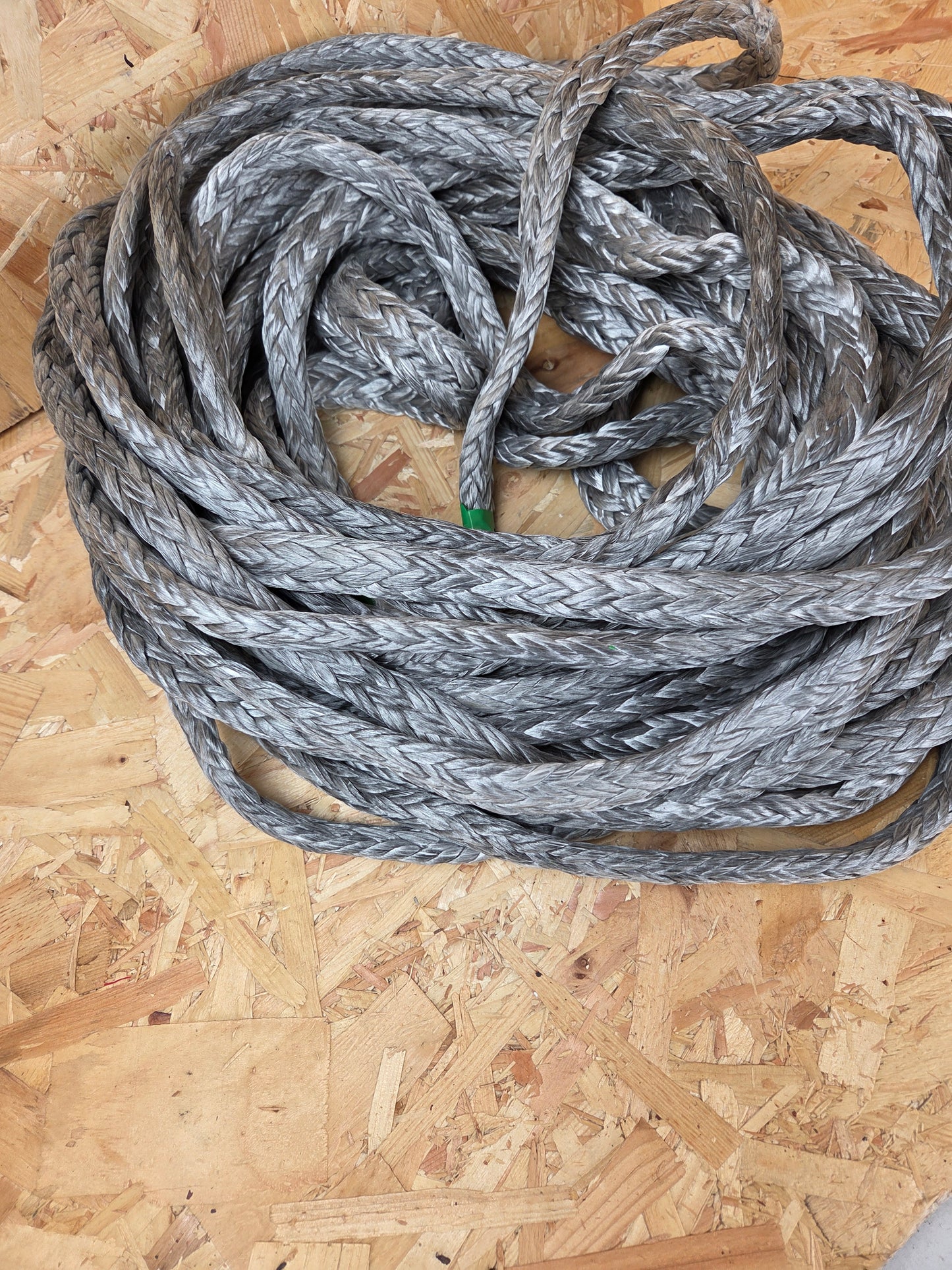 Dyneema Rope HMPE Silver Grey 16mm x 23M Ultra High Strength 4x4 Tow Recovery 24 Plait Flat