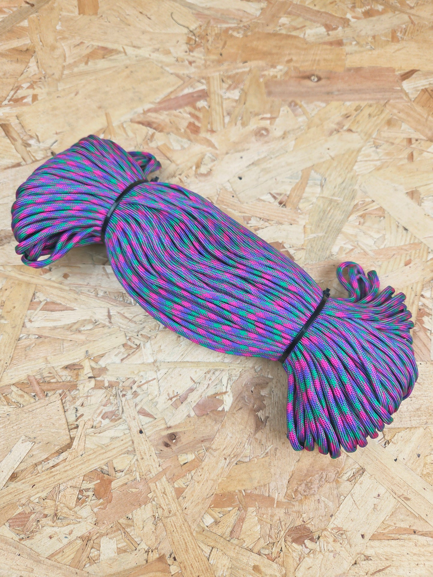 Paracord Cord Retention Loop Basha & Bivi Tent Shelter Rope Bushcraft Line Pink Purple Yellow Green