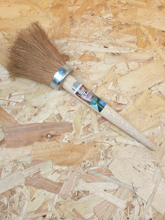 Outdoor Tar Brush Natural Coconut Fibre Wooden Handle Outside Workshop Garage Garden 33cm