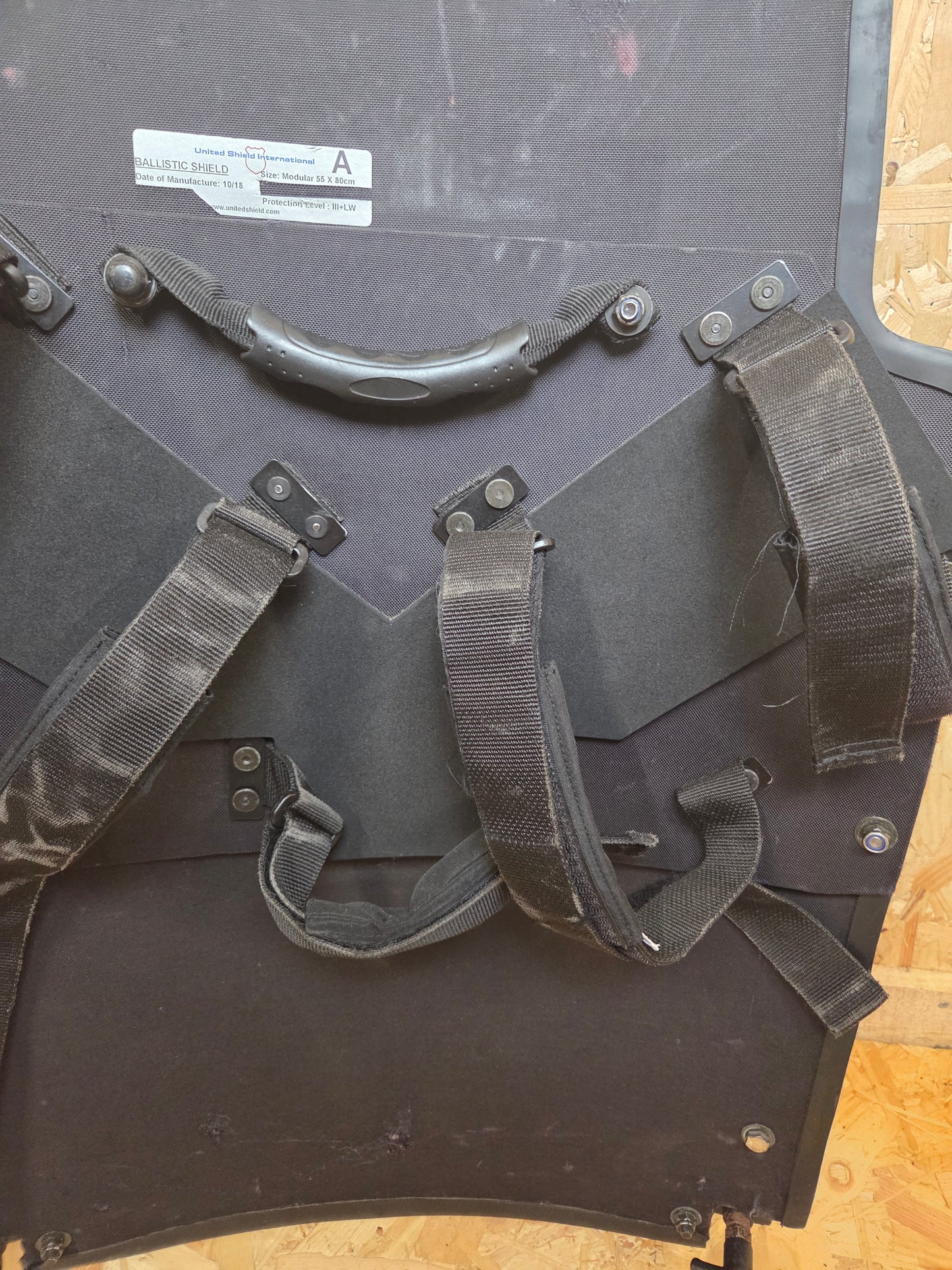 Ballistic Shield NIJ III LW United Shield Protection Tactical Black Light Weight Harness