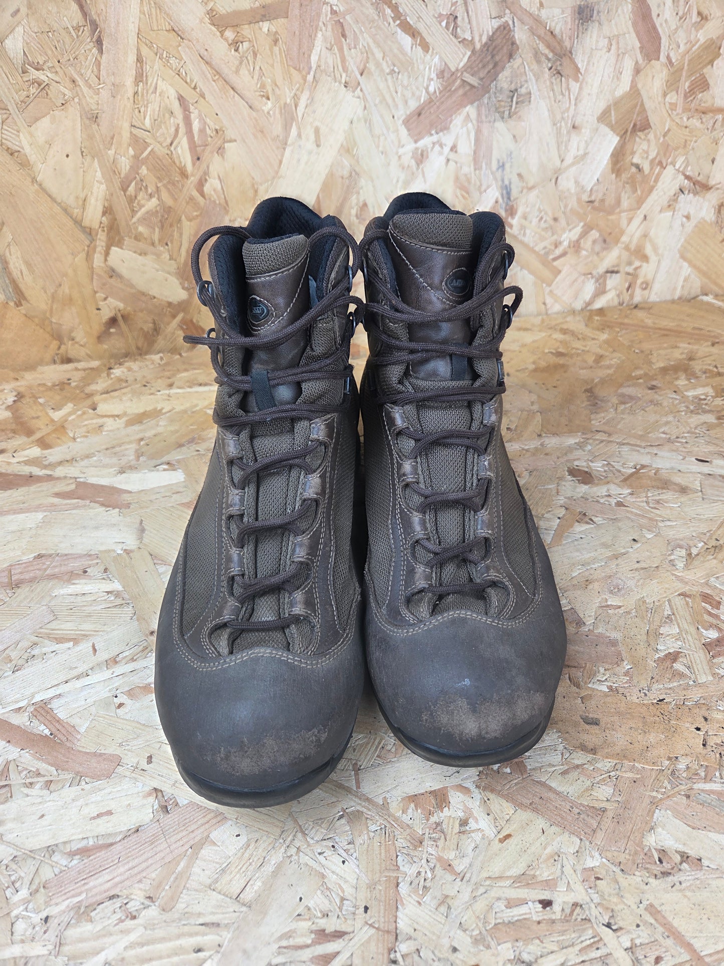Genuine AKU German Military Leather Hiking Boots Brown Cadet Outdoor Walking Patrol Lightweight Footwear UK 12