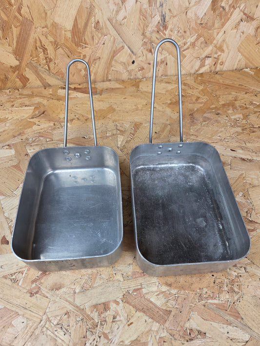 Genuine British Army Issue Mess Tin Set of 2 Aluminium Camping Bushcraft Cook Set Nesting Pair Set Cadet Folding Handle