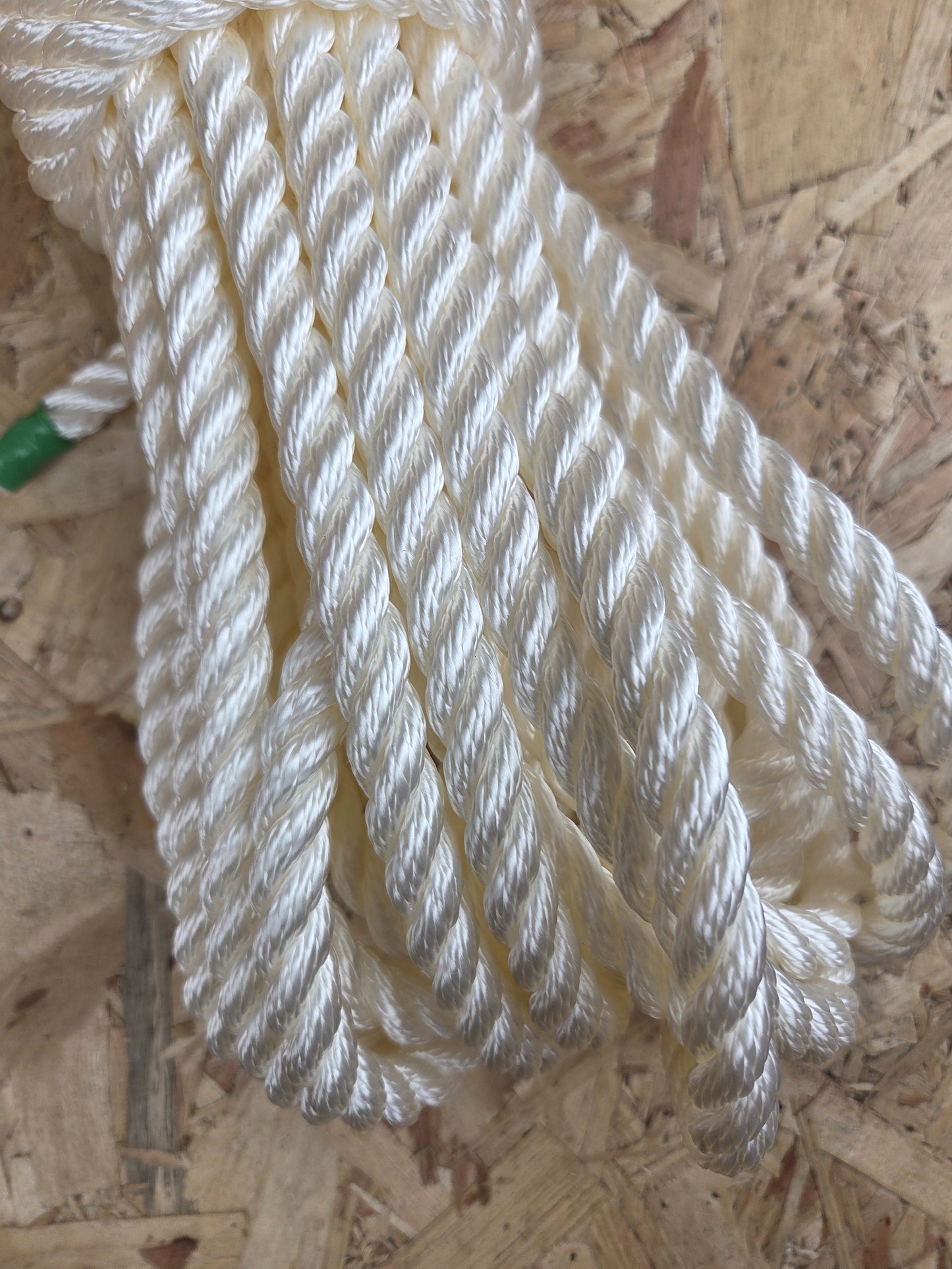 Nylon Rope 3 Strand White 12mm x 20m Strong Heavy Duty Boating DIY Camping Garden Mooring Boat Chandler