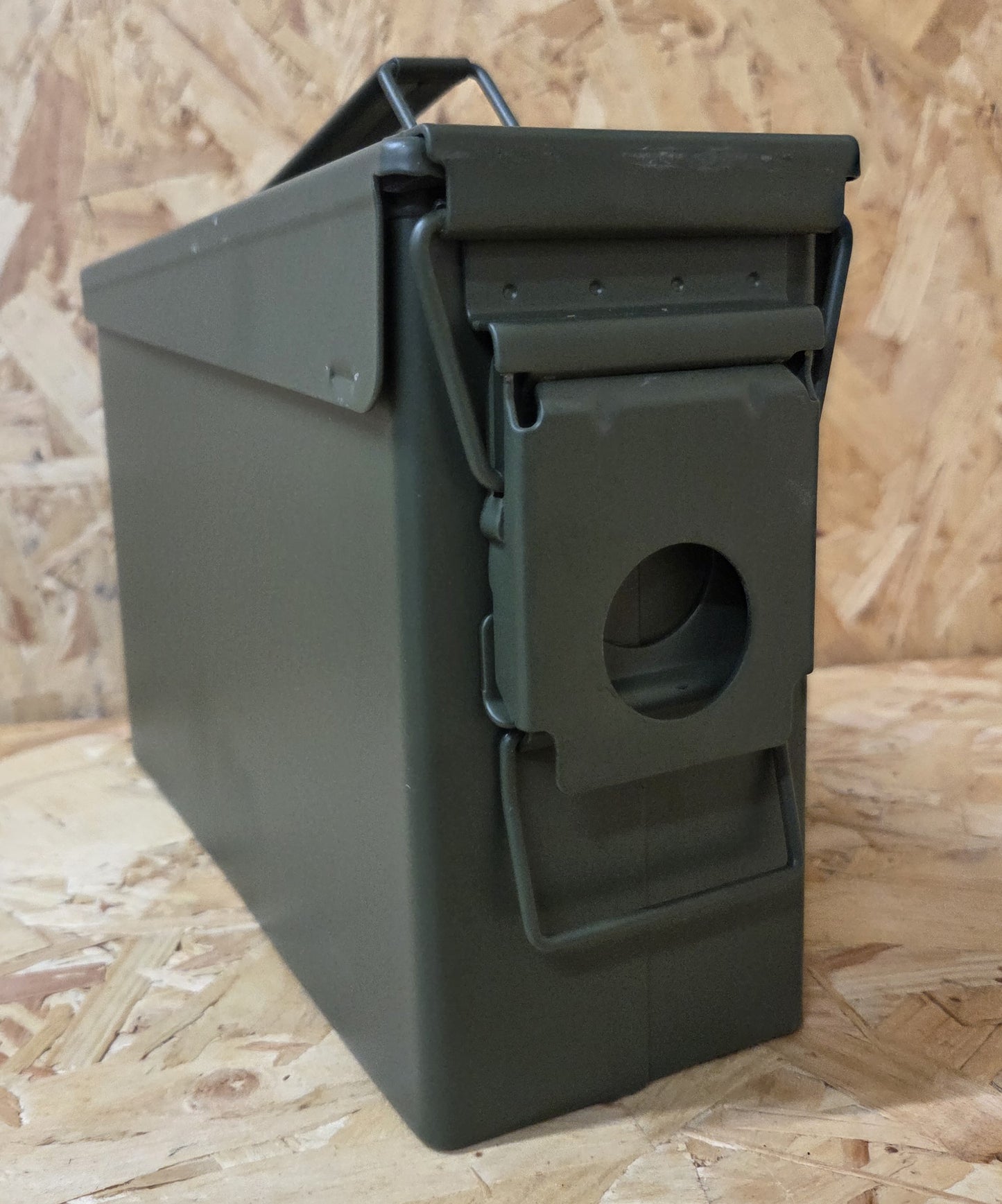 Small 30 Cal Ammo Tin Olive Green 26cm x 18cm x 9cm M19A1