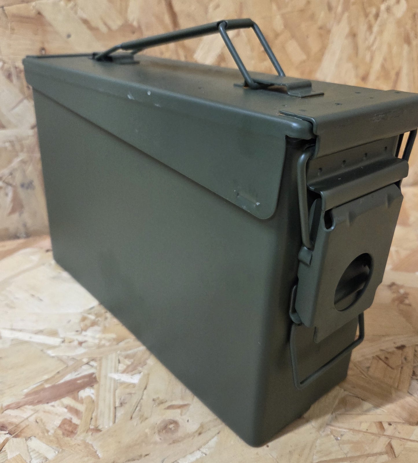 Small 30 Cal Ammo Tin Olive Green 26cm x 18cm x 9cm M19A1