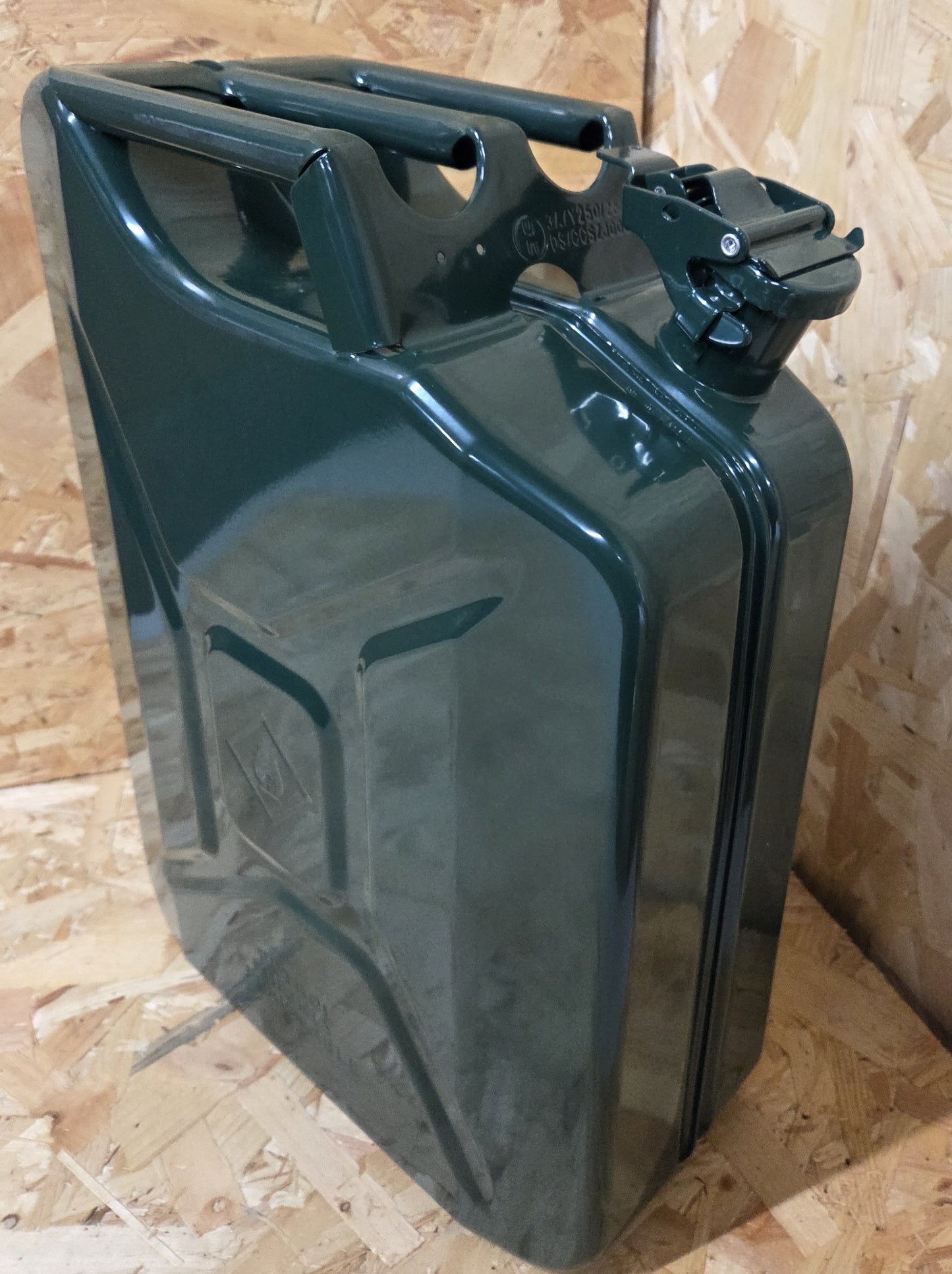 20 Litre Jerry Can Military Green Wavian New