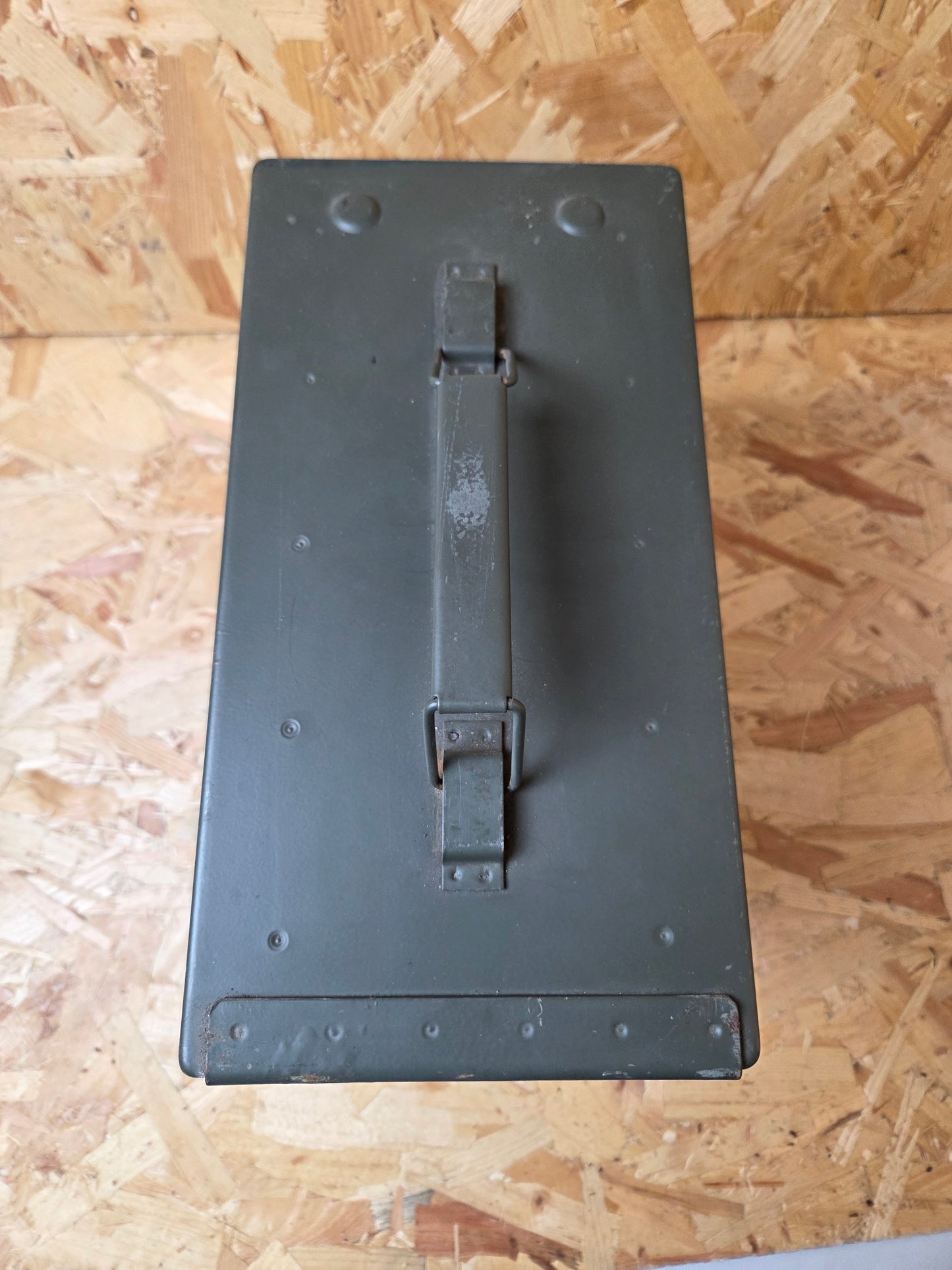 Italian Military 5.56mm NATO Ammo Tin 800 Round 28cm x 26cm x 14cm PA19