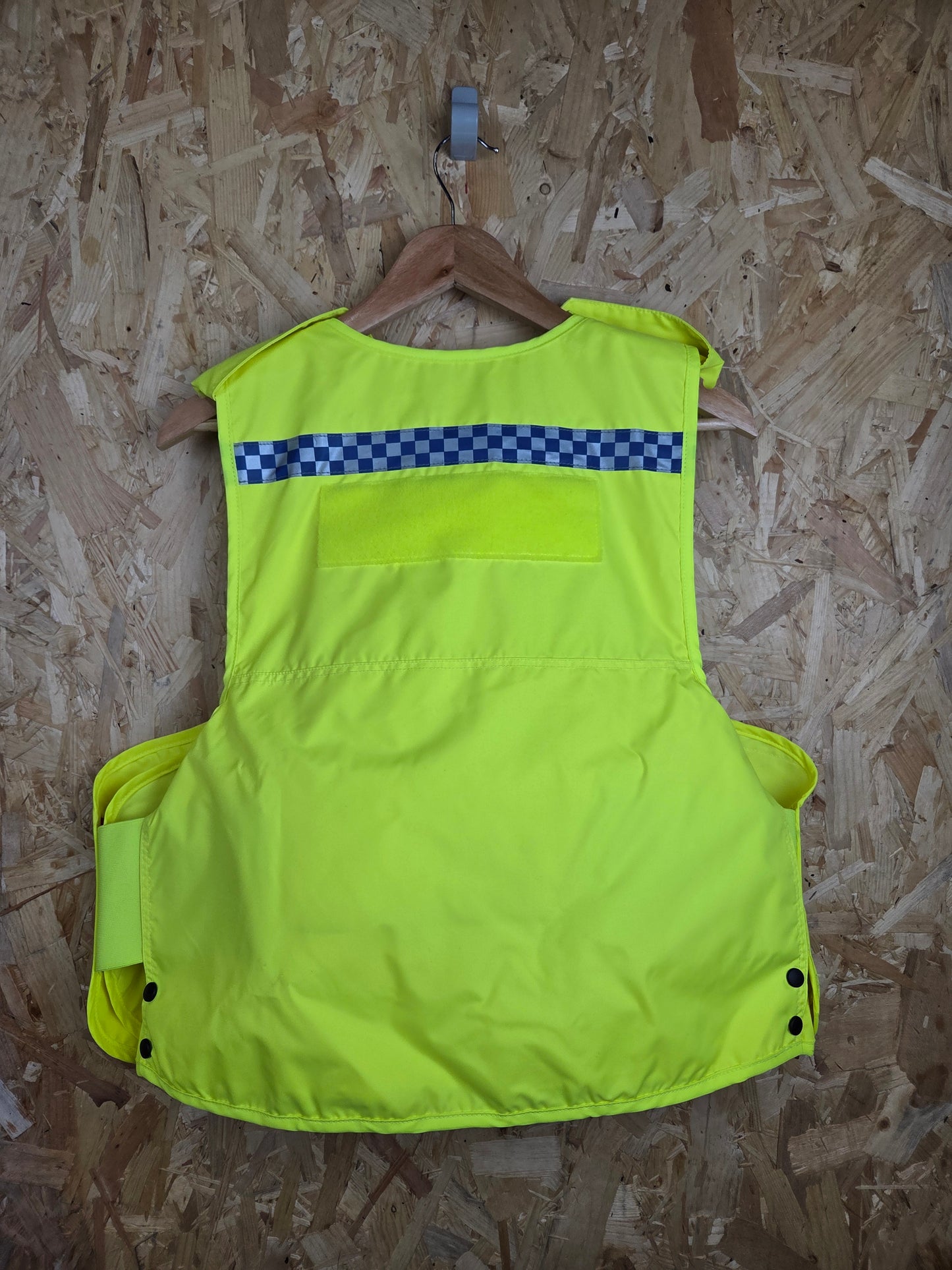 Mehler Stab Vest Hi-Vis Body Armour Cover With Klickfast Docks Checked Strips