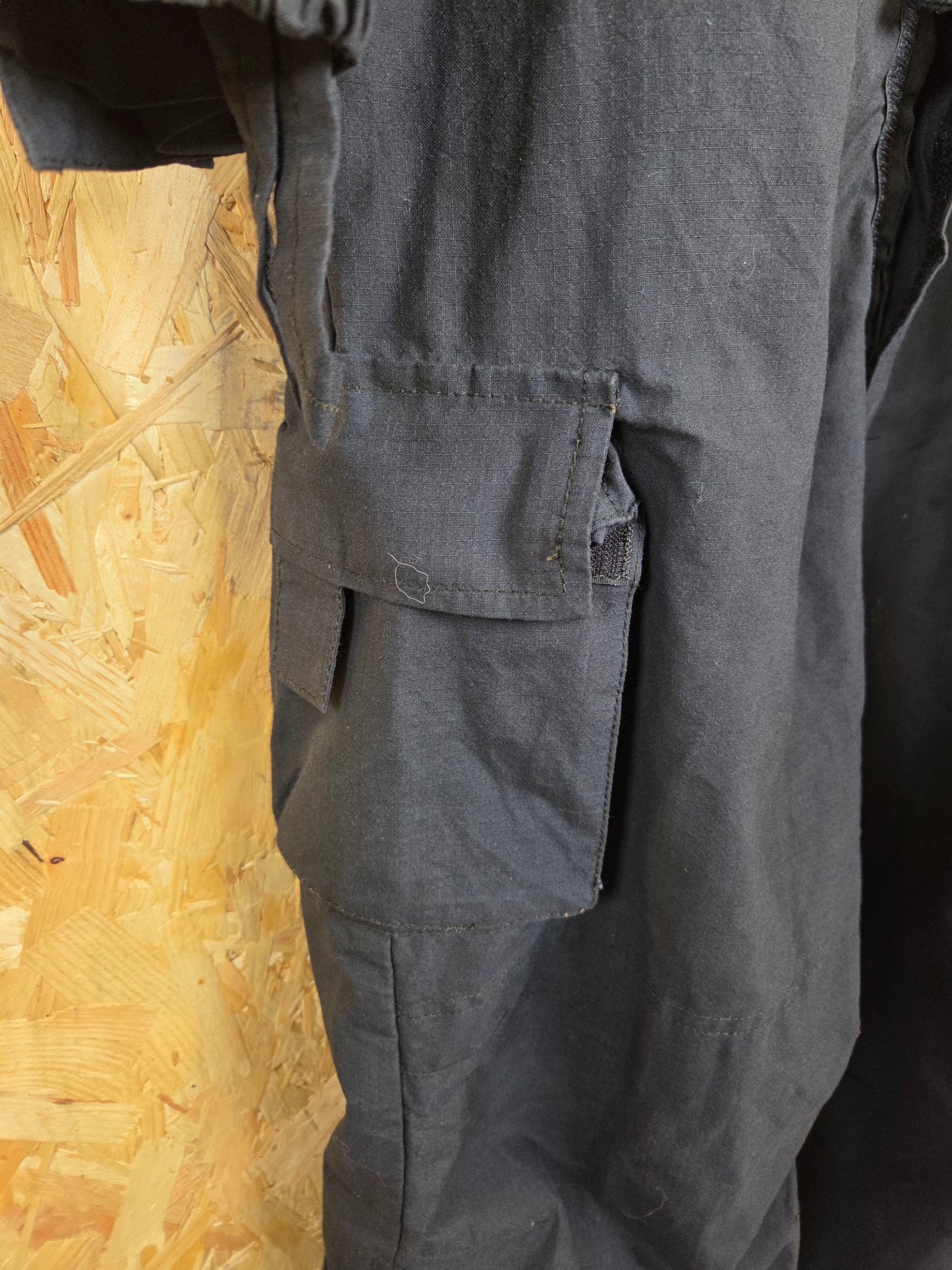 British Police Riot Suit Public Order Fire Resistant Coverall Yaffy 563