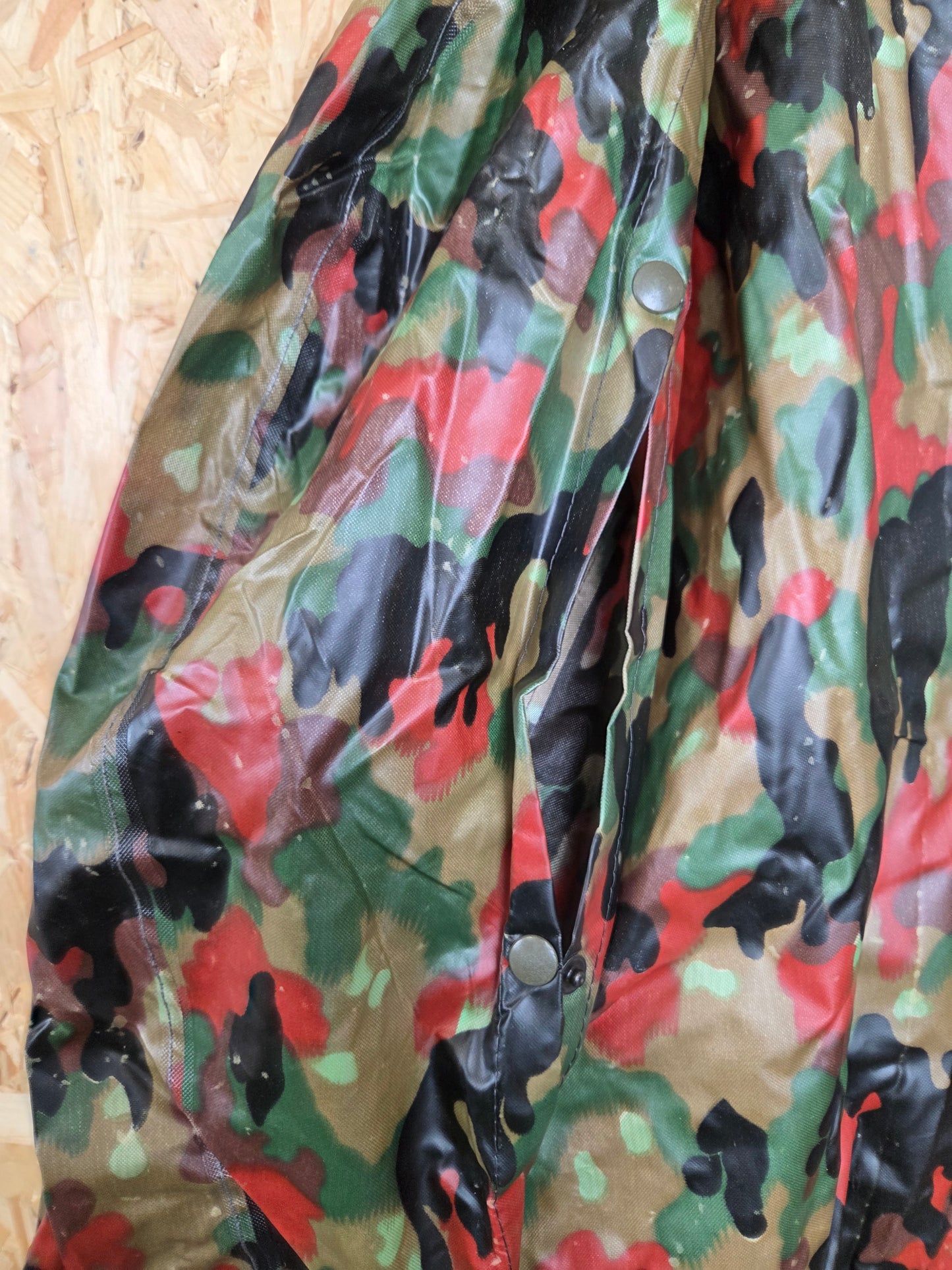 Swiss Alpenflage Army Poncho Camouflage Plastic TAZ 57 New