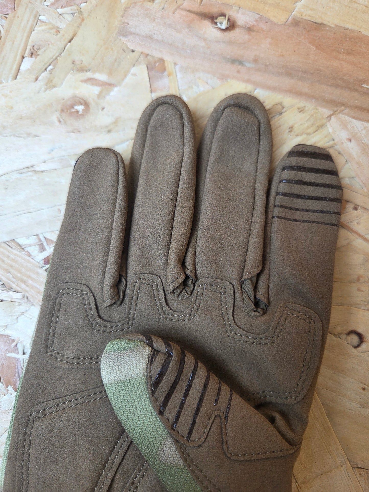 BTP Camouflage Gloves Kombat Tactical Alpha Camo New
