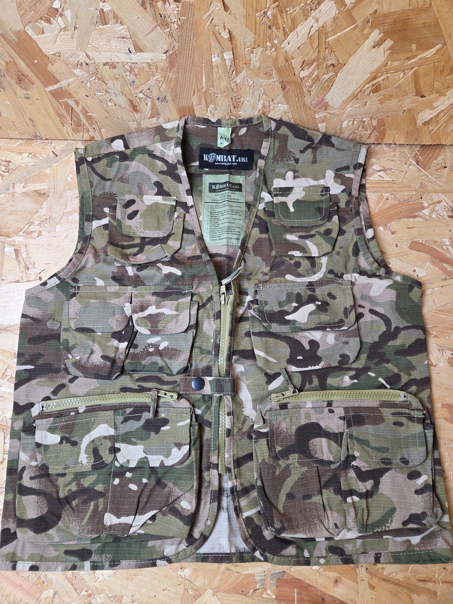 Kids BTP Helmet & Vest Set Green Camouflage Fancy Dress Up