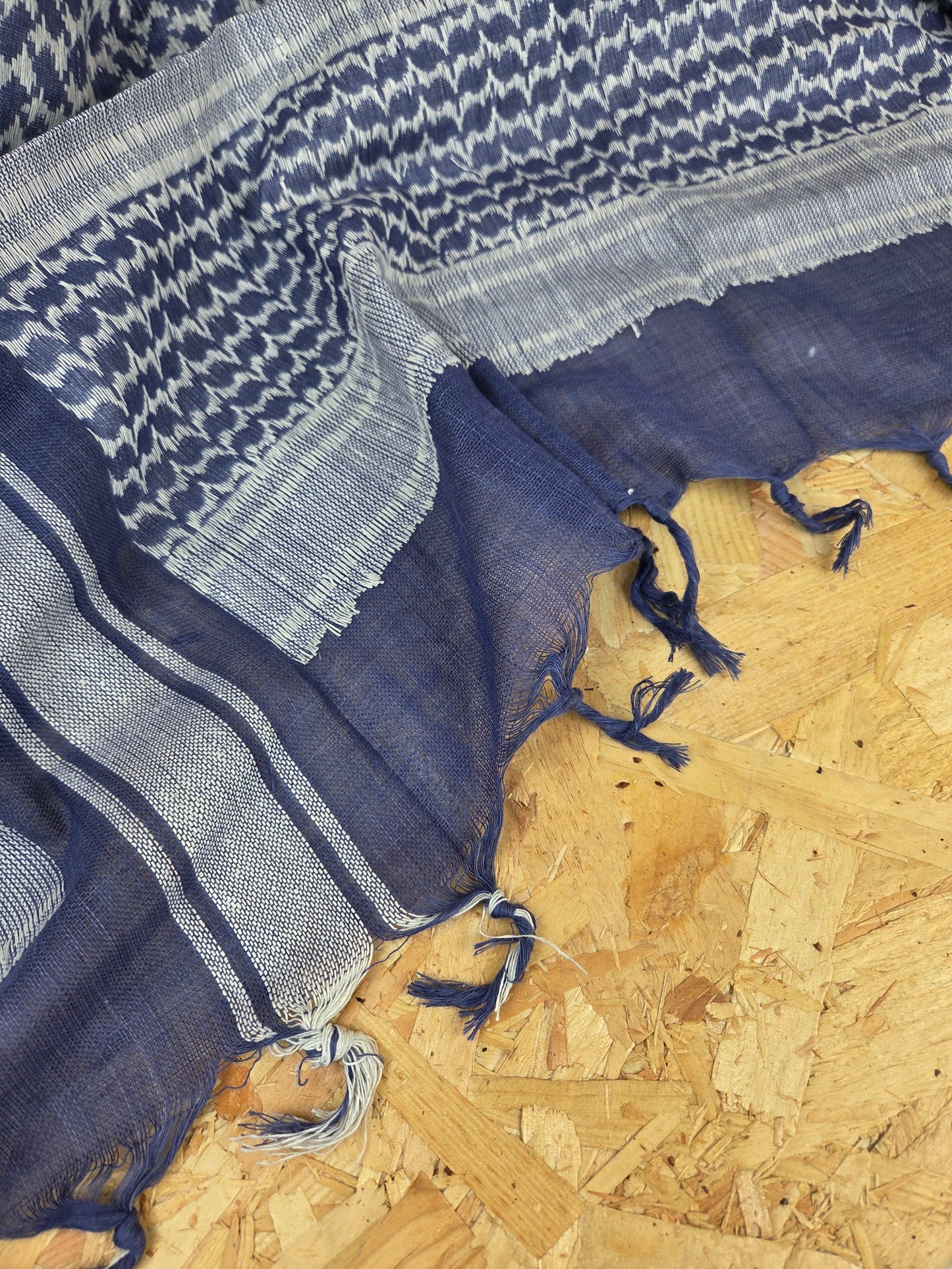 Shemagh Scarf Blue and White 100% Cotton Desert Arab Style Wrap