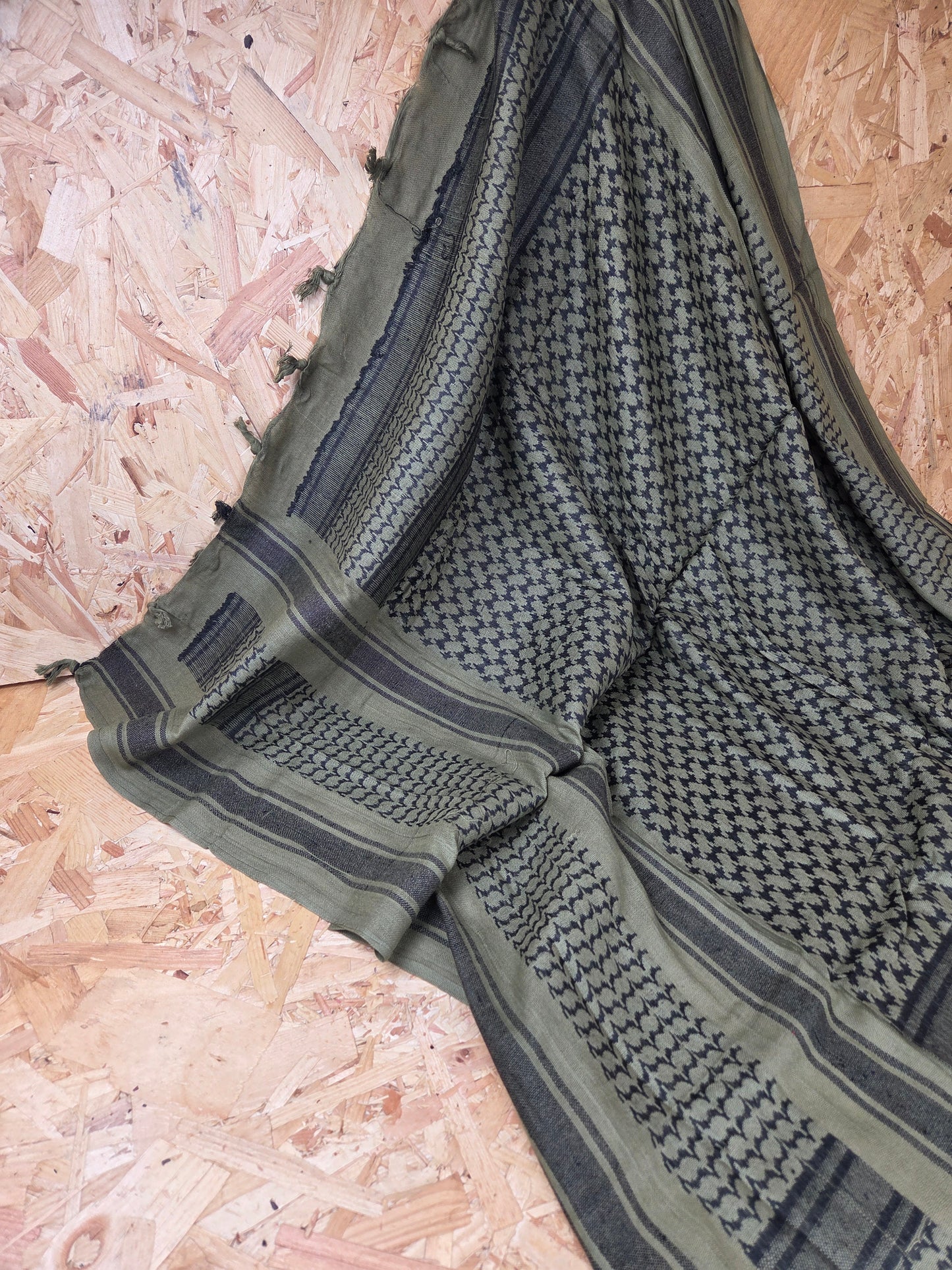 Shemagh Scarf Olive Green 100% Cotton Desert Arab Style Wrap