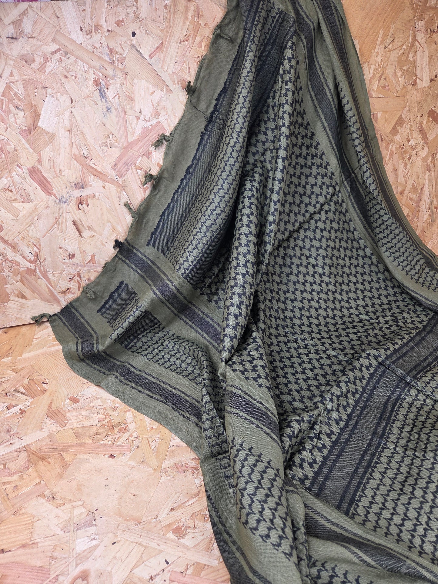 Shemagh Scarf Olive Green 100% Cotton Desert Arab Style Wrap