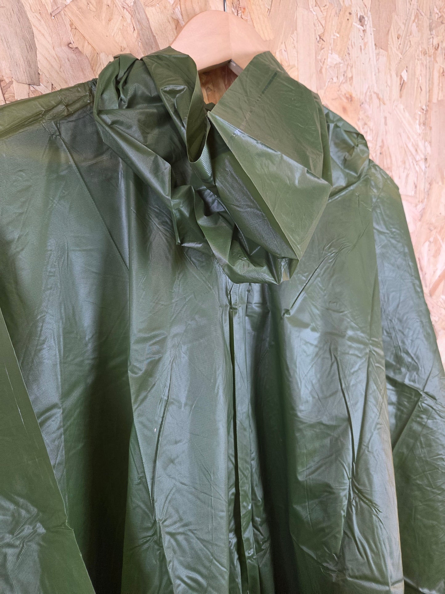 US Style Poncho Olive Green Waterproof Hooded Smock Rain Cloak Field Cape