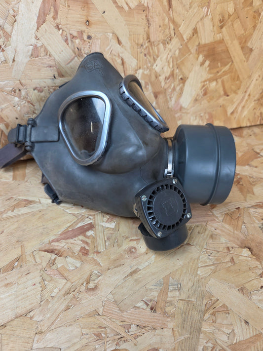 Finnish M61 Type 3 Gas Mask Respirator Full face Gas Mask with Filter Used