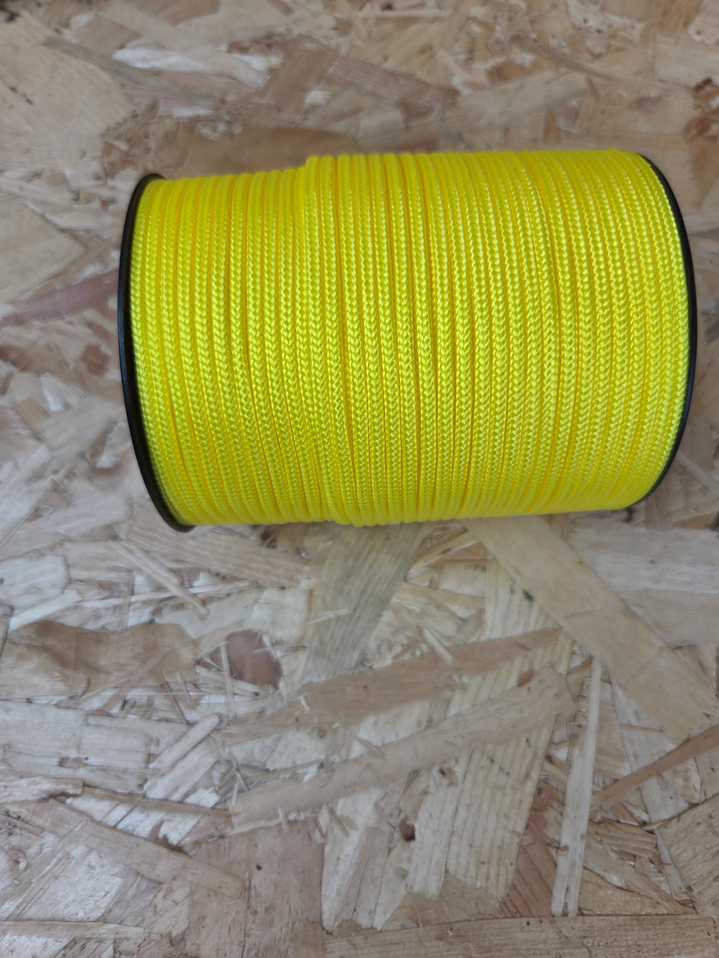 Paracord Cord Retention Loop Basha & Bivi Tent Shelter Rope Bushcraft Line Neon Yellow 100m