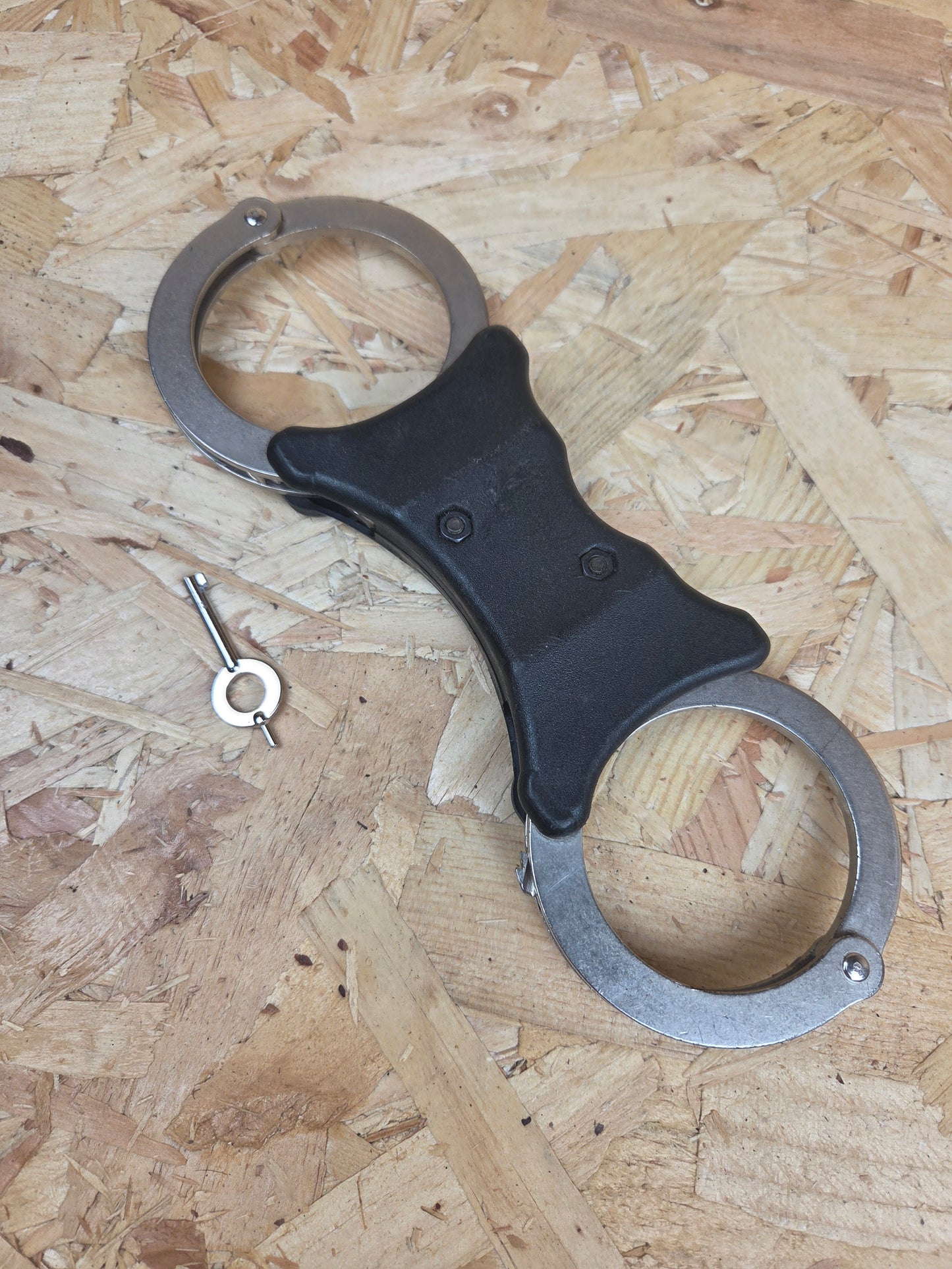 Genuine Police Handcuffs Speedcuffs Ridged Cuffs Black Twinlock Dual with 1 Key