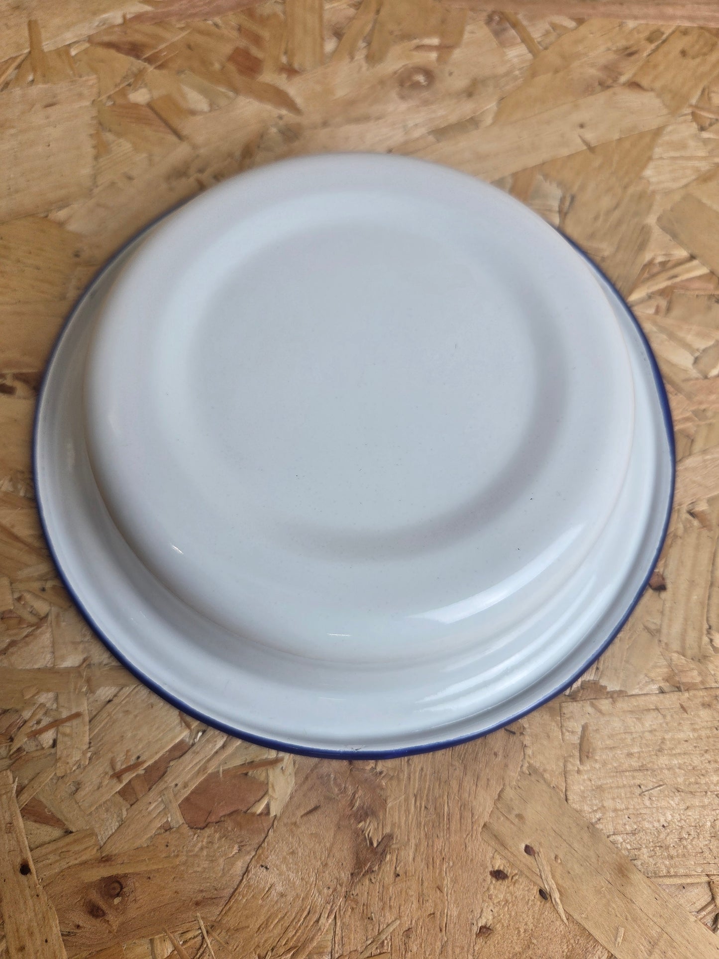 Enamel Pie Dish White and Blue Camping Picnic Caravan Enamel Bowl Falcon 16cm x 3cm
