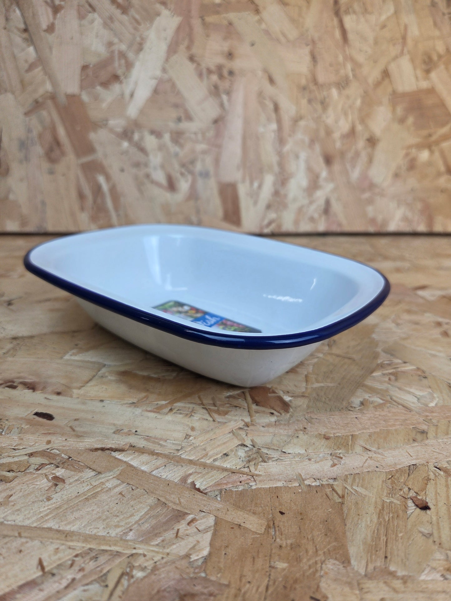Enamel Pie Dish White and Blue Camping Picnic Caravan Enamel Bowl Falcon 20cm x 15cm x 4.5cm