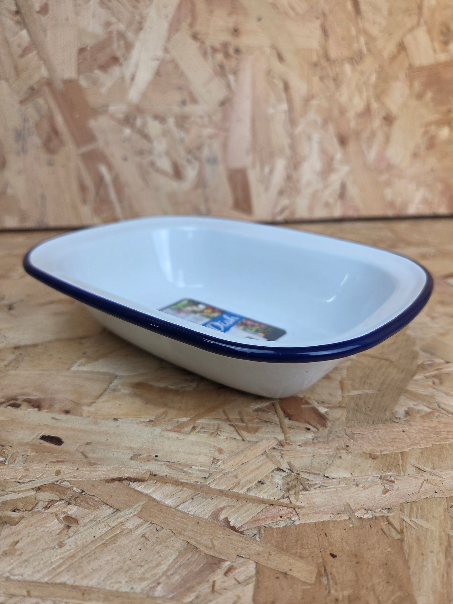 Enamel Pie Dish White and Blue Camping Picnic Caravan Enamel Bowl Falcon 20cm x 15cm x 4.5cm
