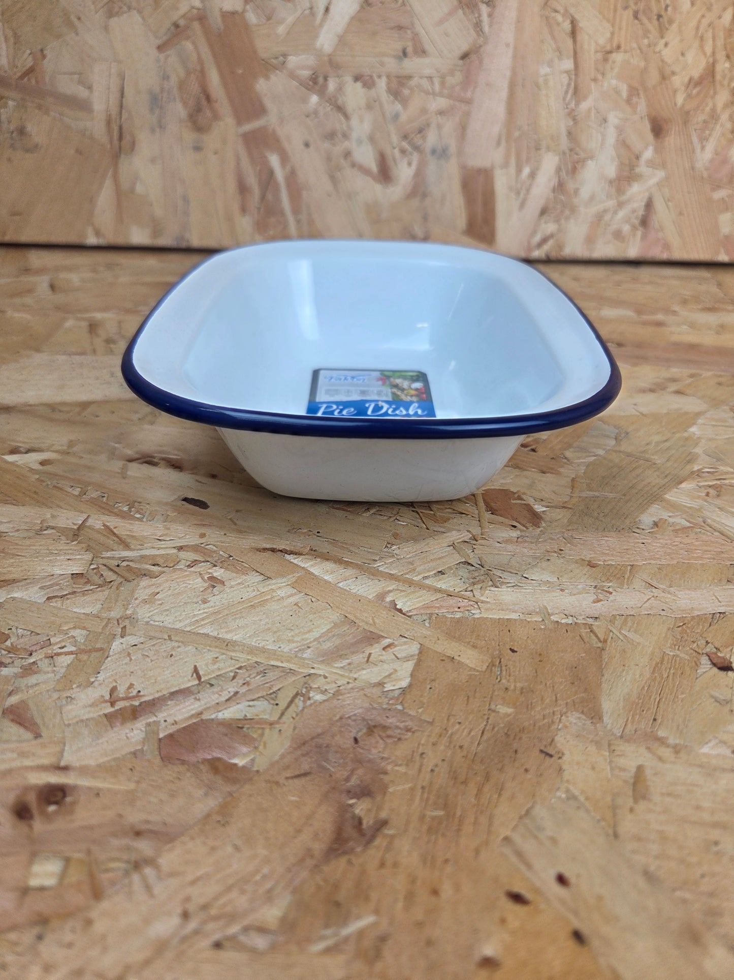 Enamel Pie Dish White and Blue Camping Picnic Caravan Enamel Bowl Falcon 20cm x 15cm x 4.5cm