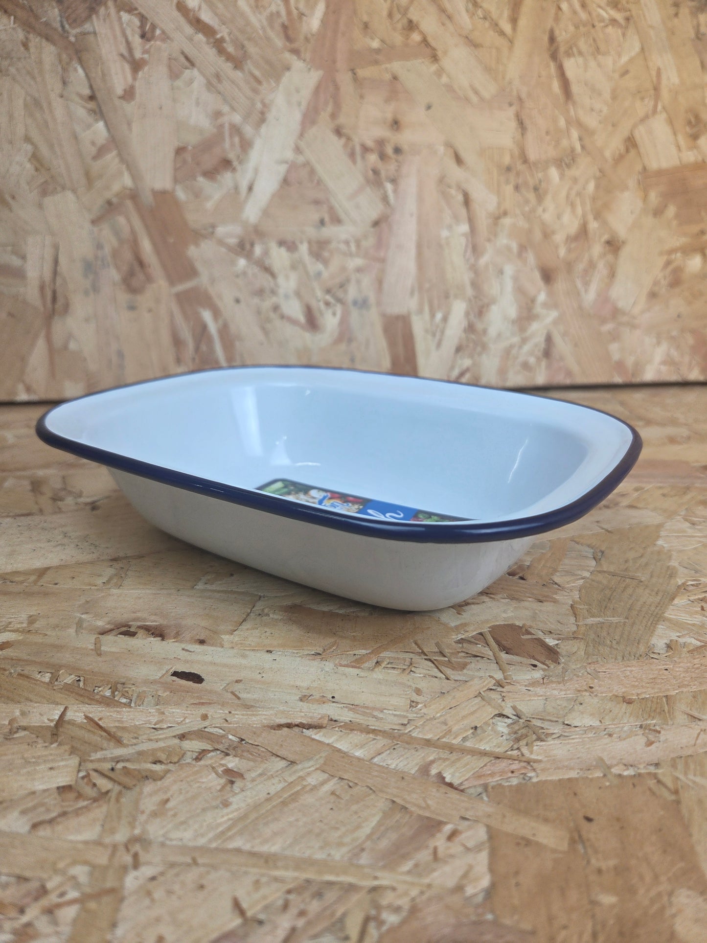 Enamel Pie Dish White and Blue Camping Picnic Caravan Enamel Bowl Falcon 22cm x 16.5cm x 5cm