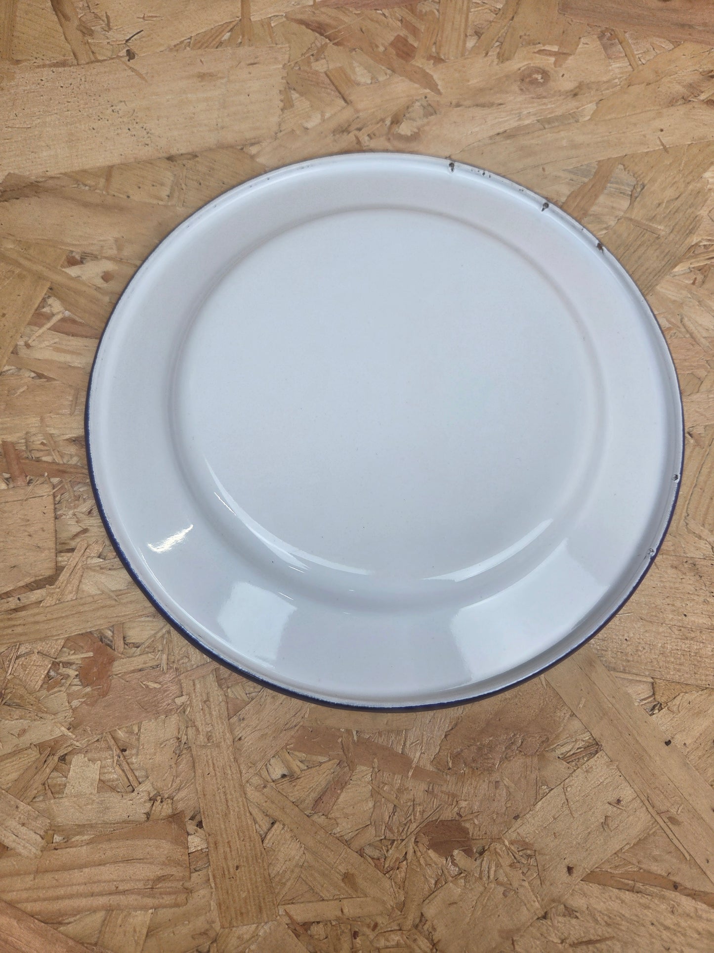 Enamel Dinner Plate White and Blue Camping Picnic Caravan Enamel Meal Dish Falcon 20cm x 1.5cm
