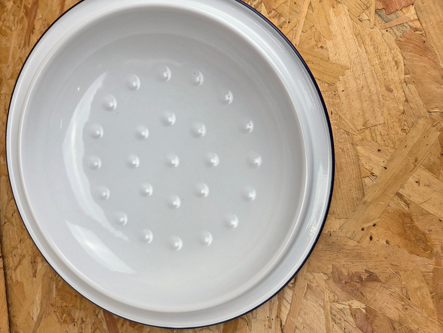 Enamel Pudding Round Roaster White and Blue Camping Picnic Caravan Enamel Casserole Dish Falcon 26cm x 11cm deep
