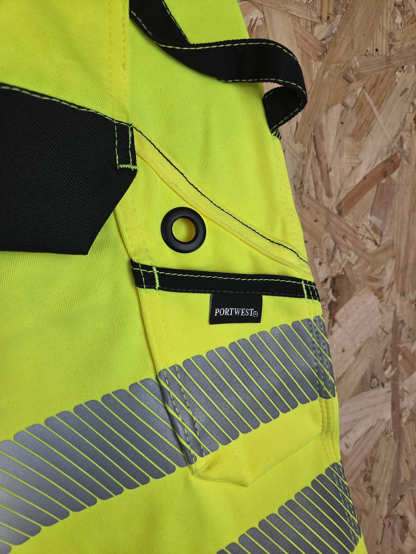 Portwest Work Shorts Hi Viz Vis Yellow Black Reflective Safety Workwear PW34