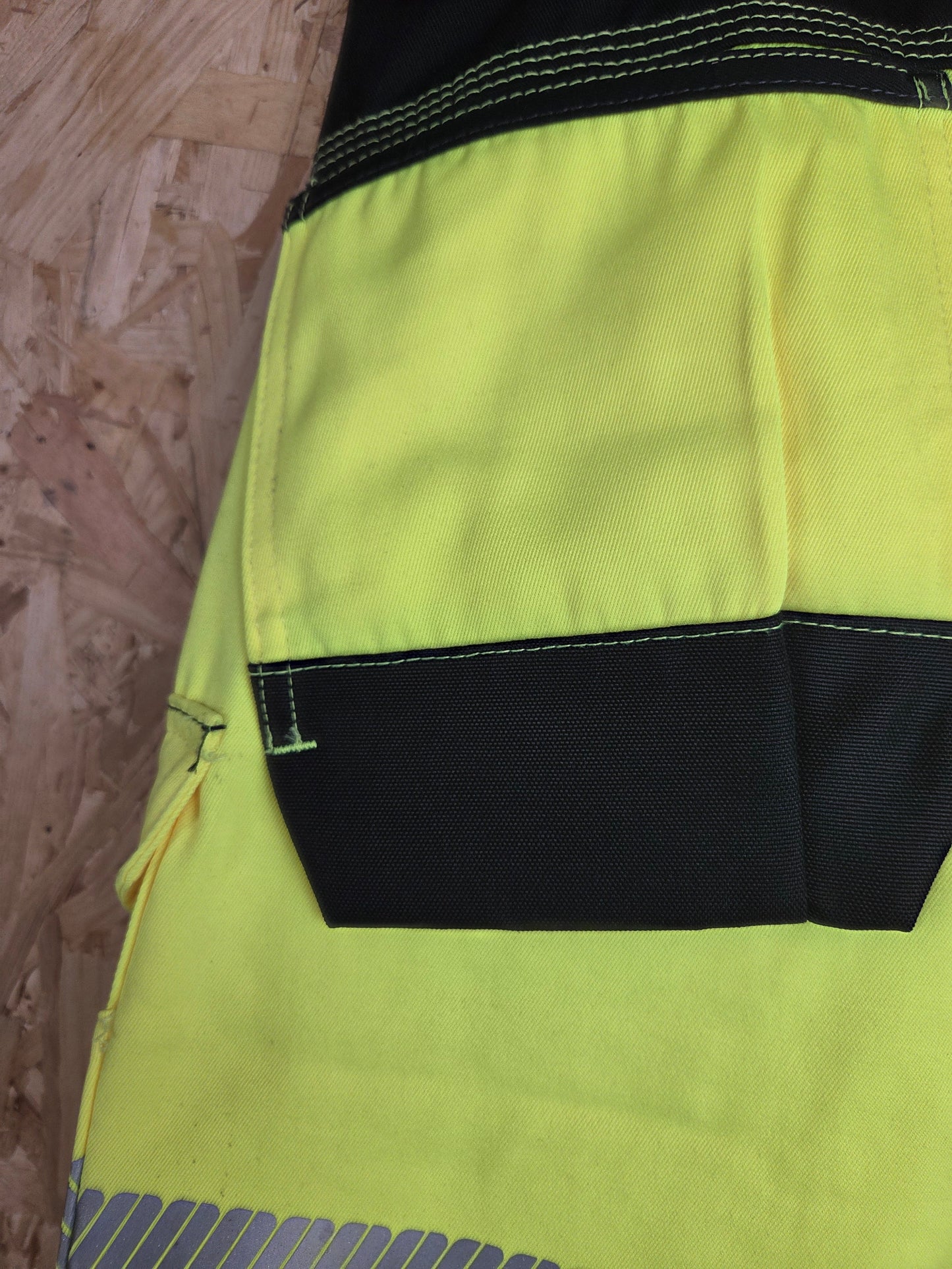 Portwest Work Shorts Hi Viz Vis Yellow Black Reflective Safety Workwear PW34