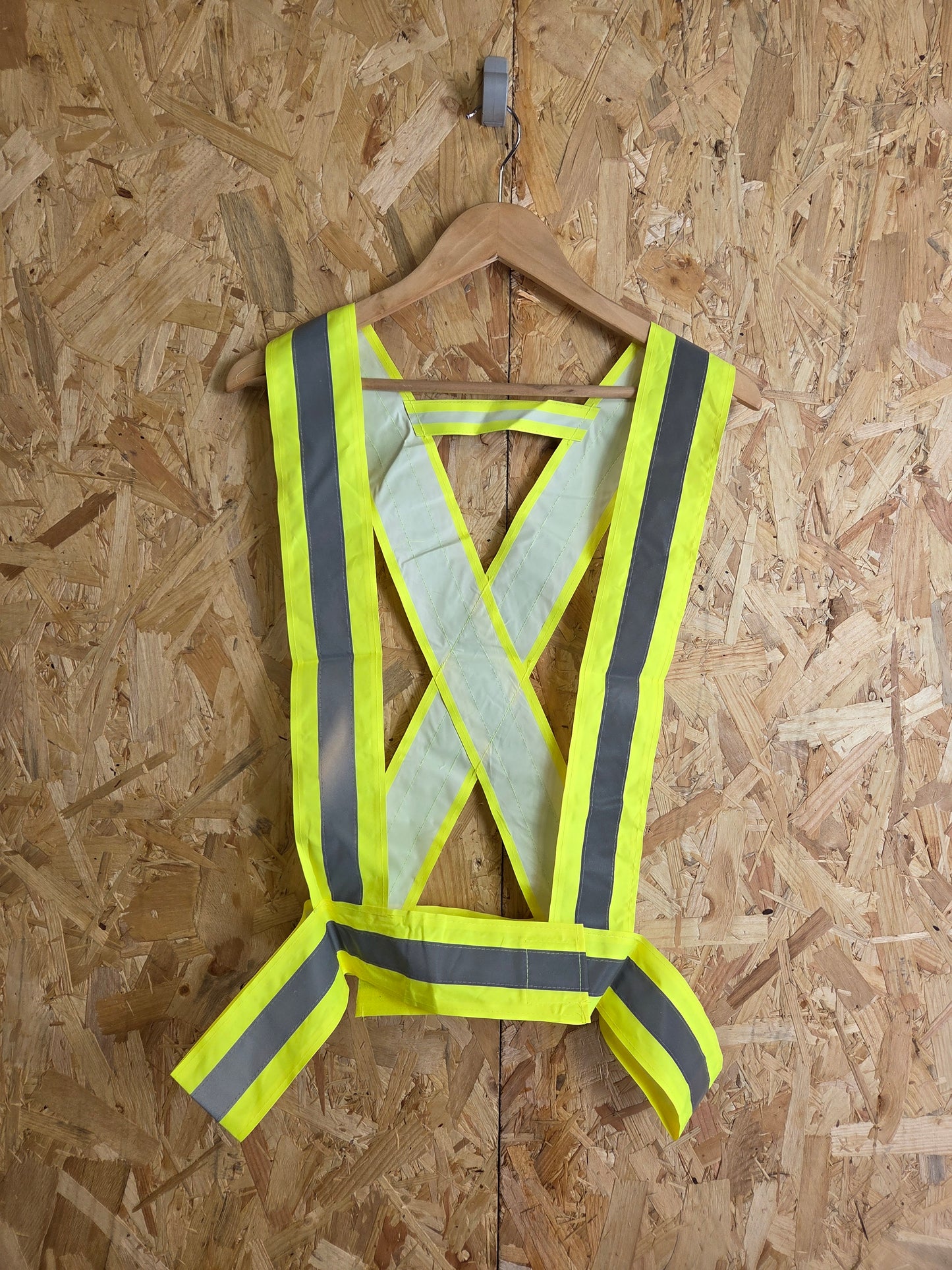 Yellow Hi-Vis Viz Strap Site Safety Adjustable Reflective Body Band One Size