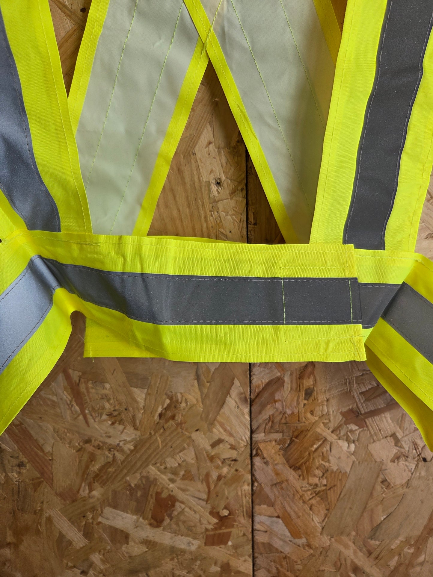 Yellow Hi-Vis Viz Strap Site Safety Adjustable Reflective Body Band One Size