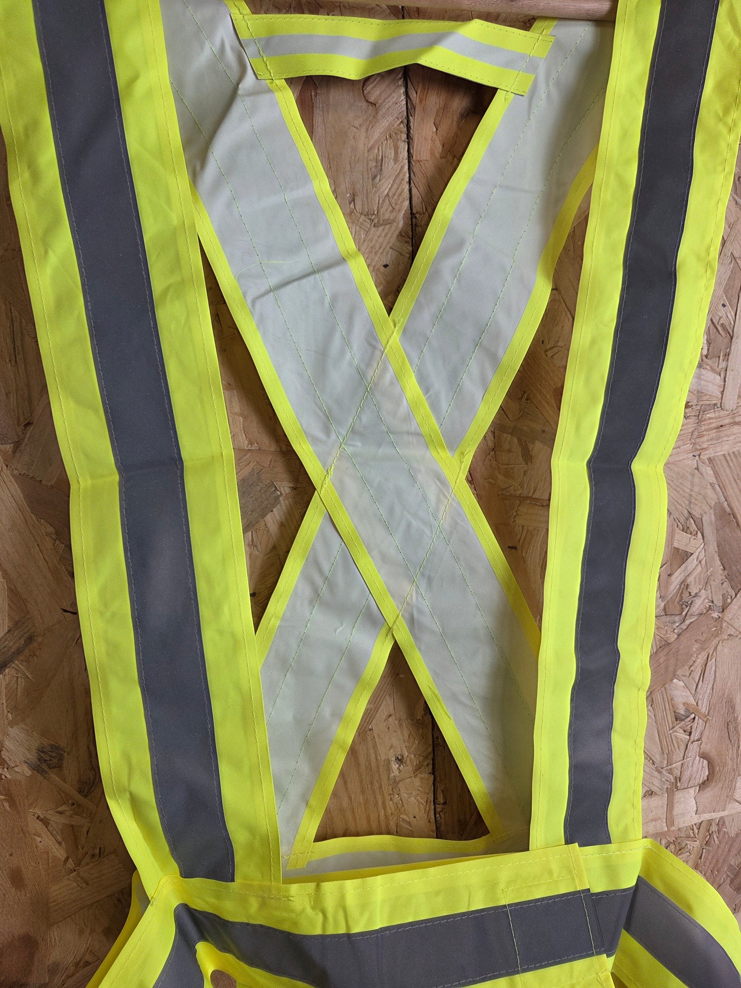 Yellow Hi-Vis Viz Strap Site Safety Adjustable Reflective Body Band One Size