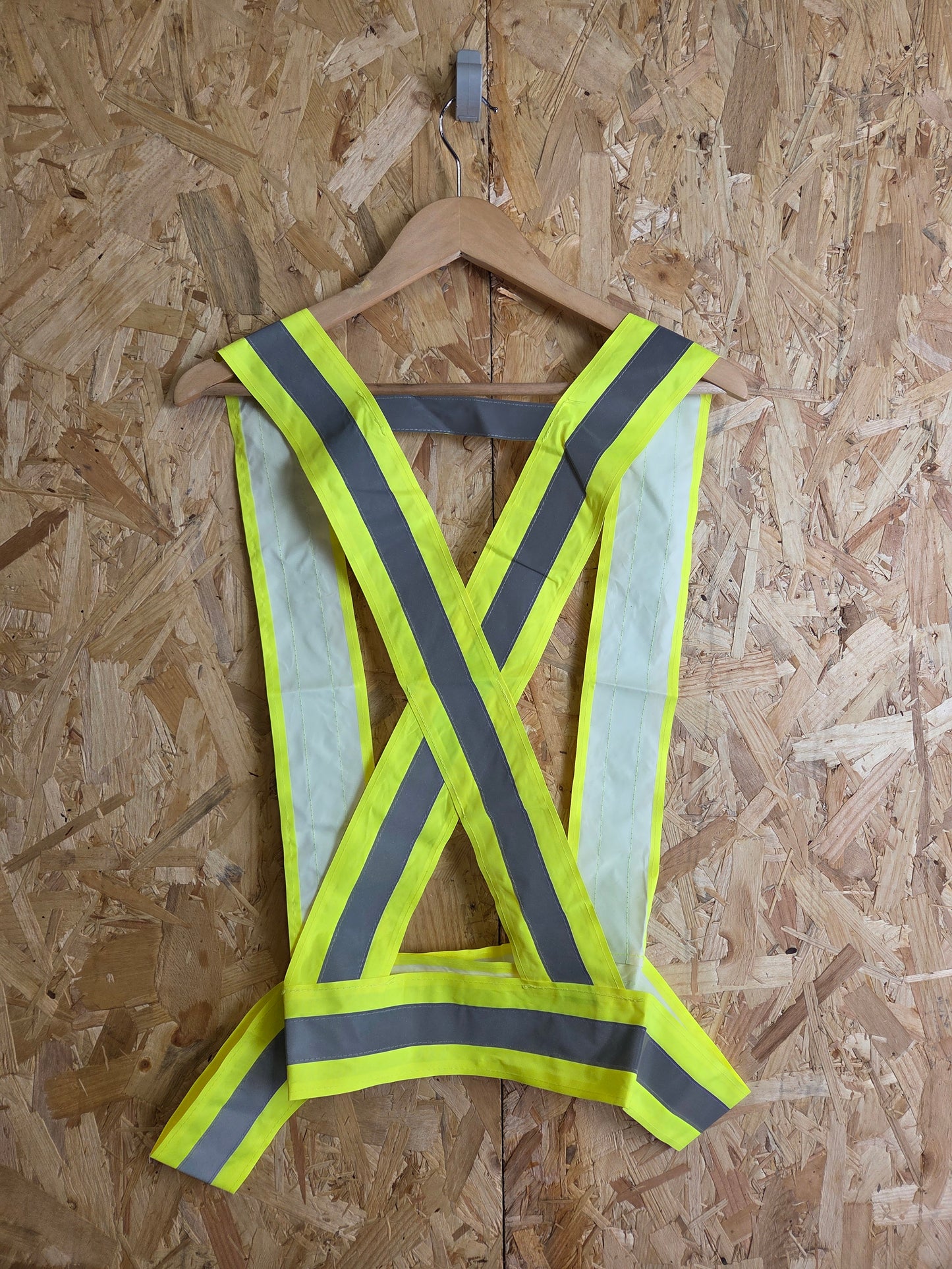 Yellow Hi-Vis Viz Strap Site Safety Adjustable Reflective Body Band One Size