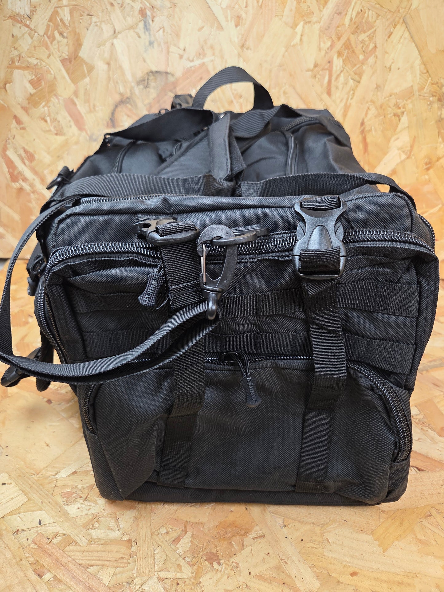 Military Style Holdall Bag Combat Tactical Cadet Utility Bag Black Daysack 35L New