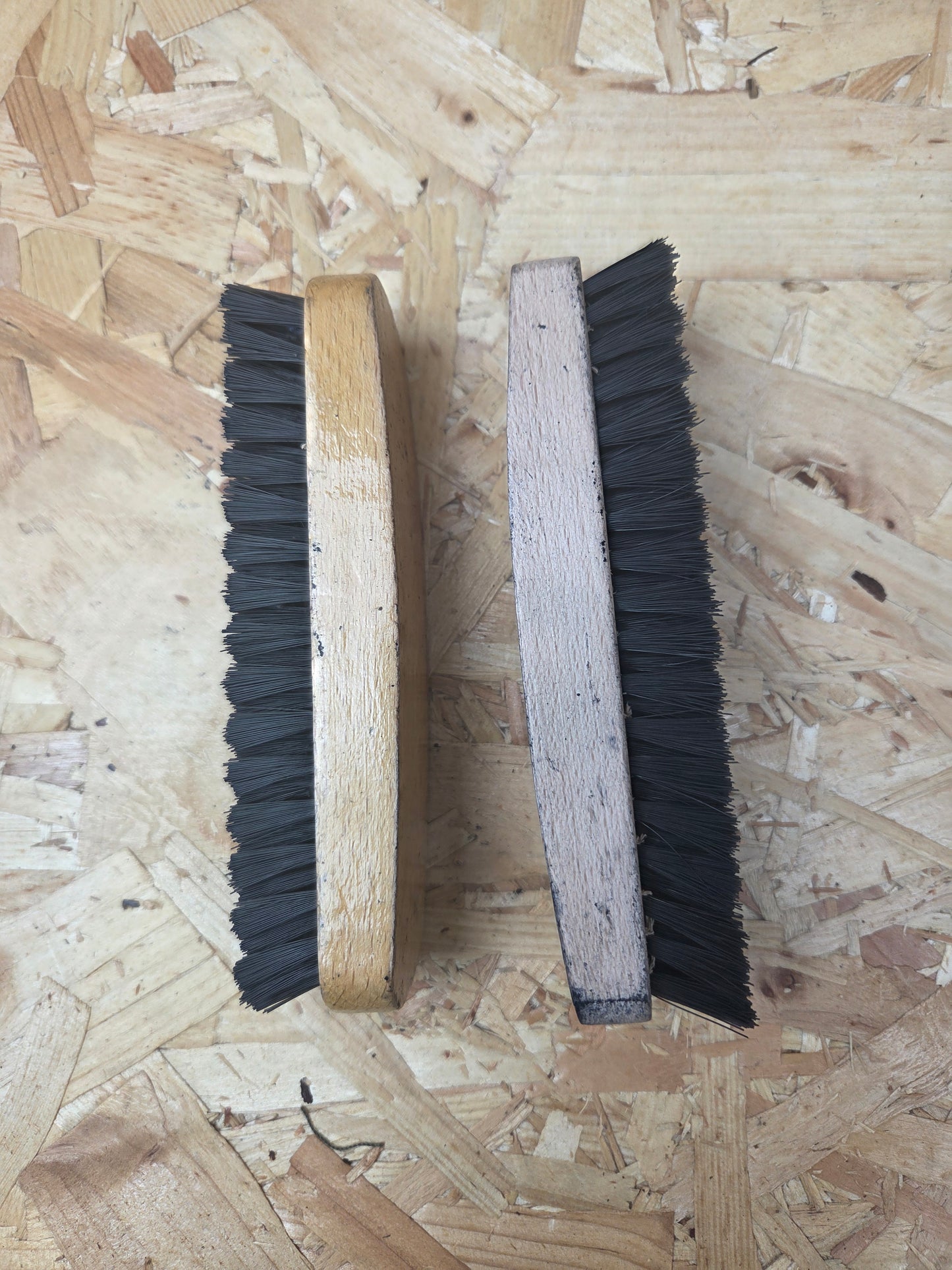 German Army Putzzeug Military Boot Cleaning Kit 4 Brush Bag Shoe Shine