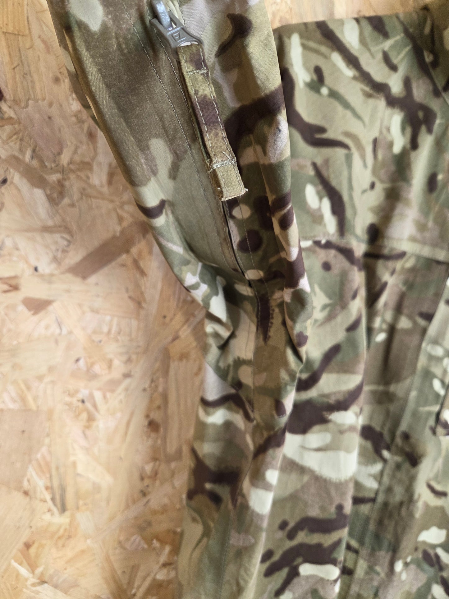 Genuine British Army MVP Lightweight Waterproof Jacket MTP Military Camouflage Combat Cadet Paintball Tactical Airsoft Top