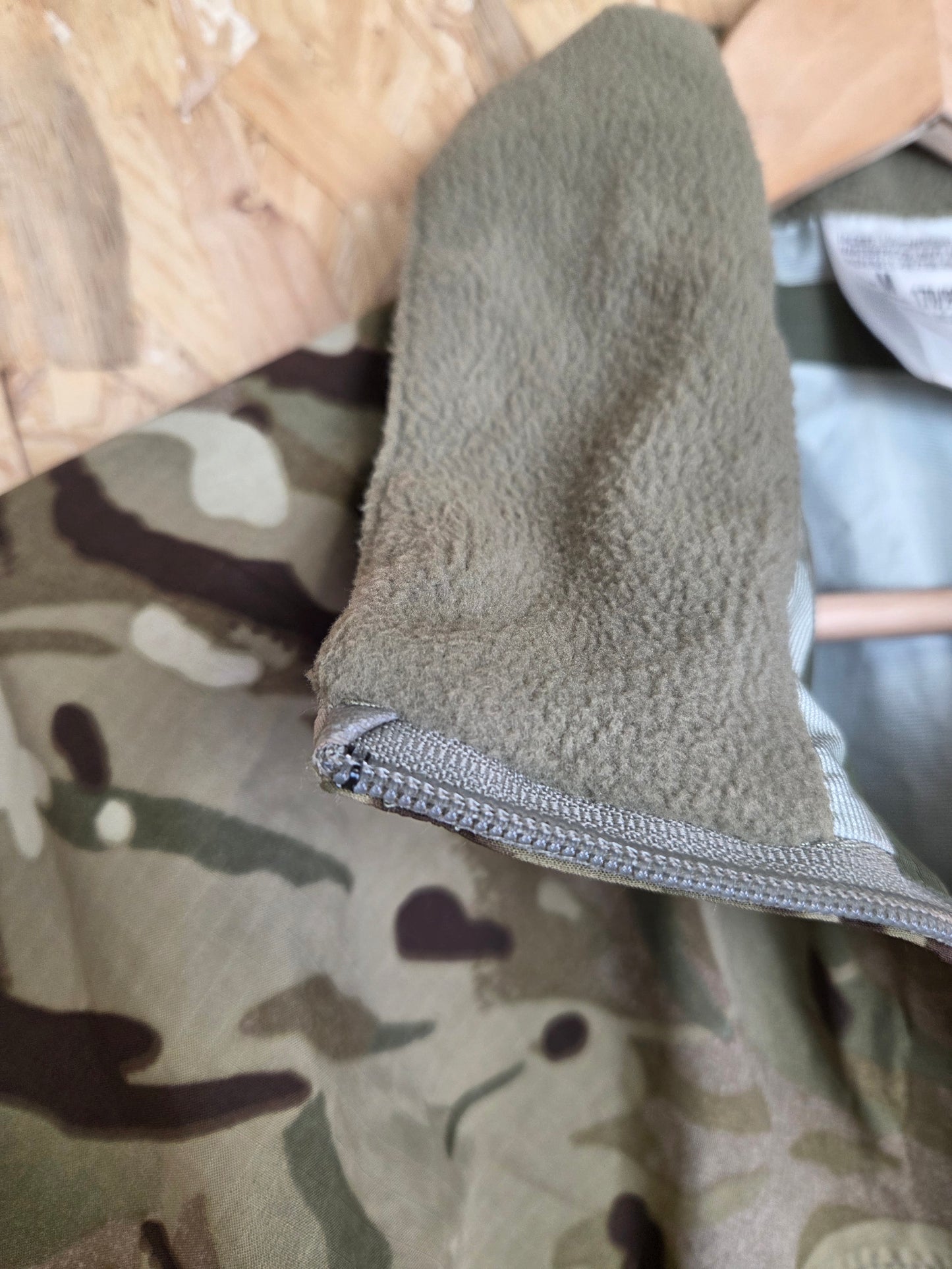 Genuine British Army MVP Lightweight Waterproof Jacket MTP Military Camouflage Combat Cadet Paintball Tactical Airsoft Top Medium