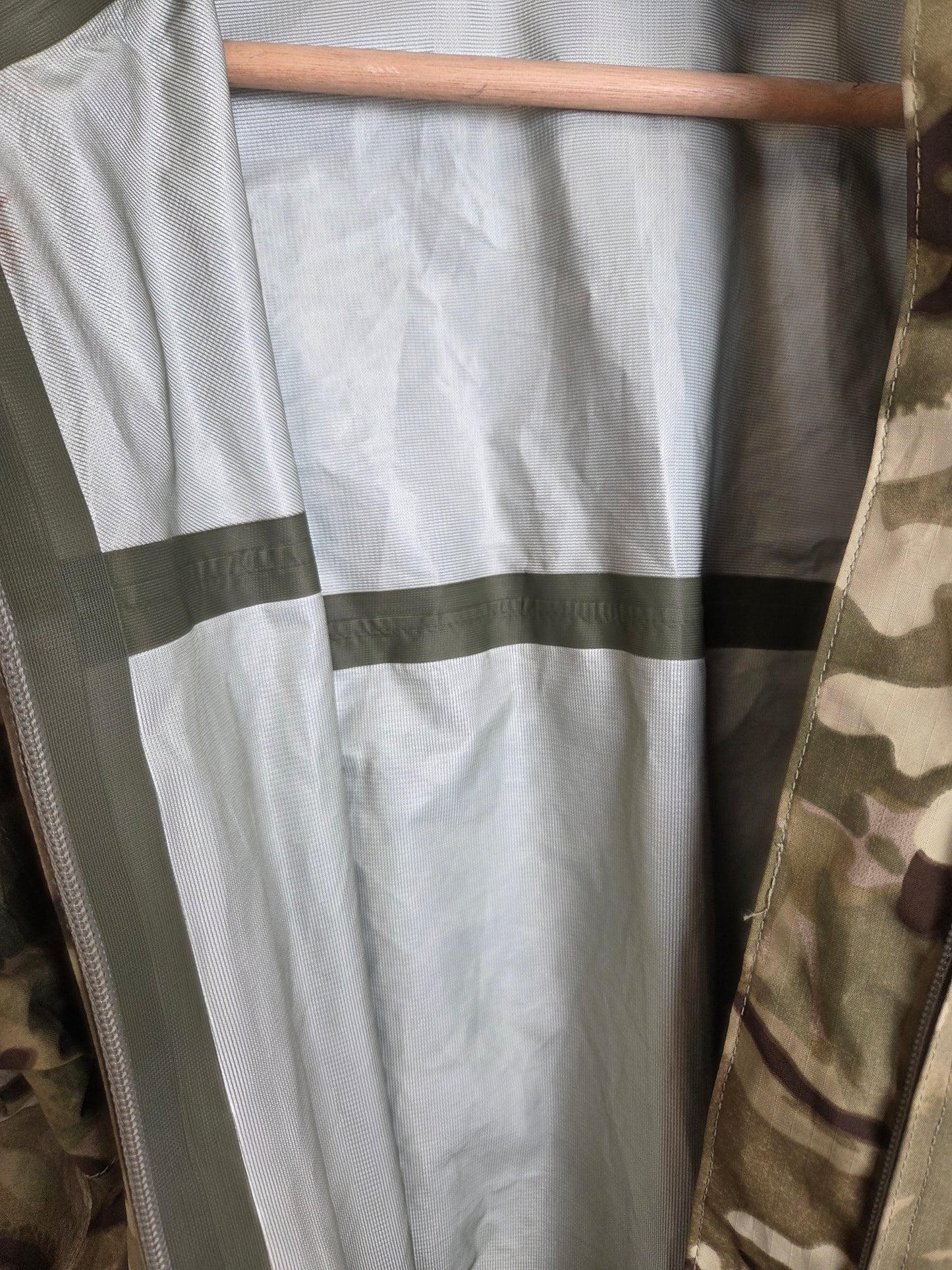 Genuine British Army MVP Lightweight Waterproof Jacket MTP Military Camouflage Combat Cadet Paintball Tactical Airsoft Top Medium