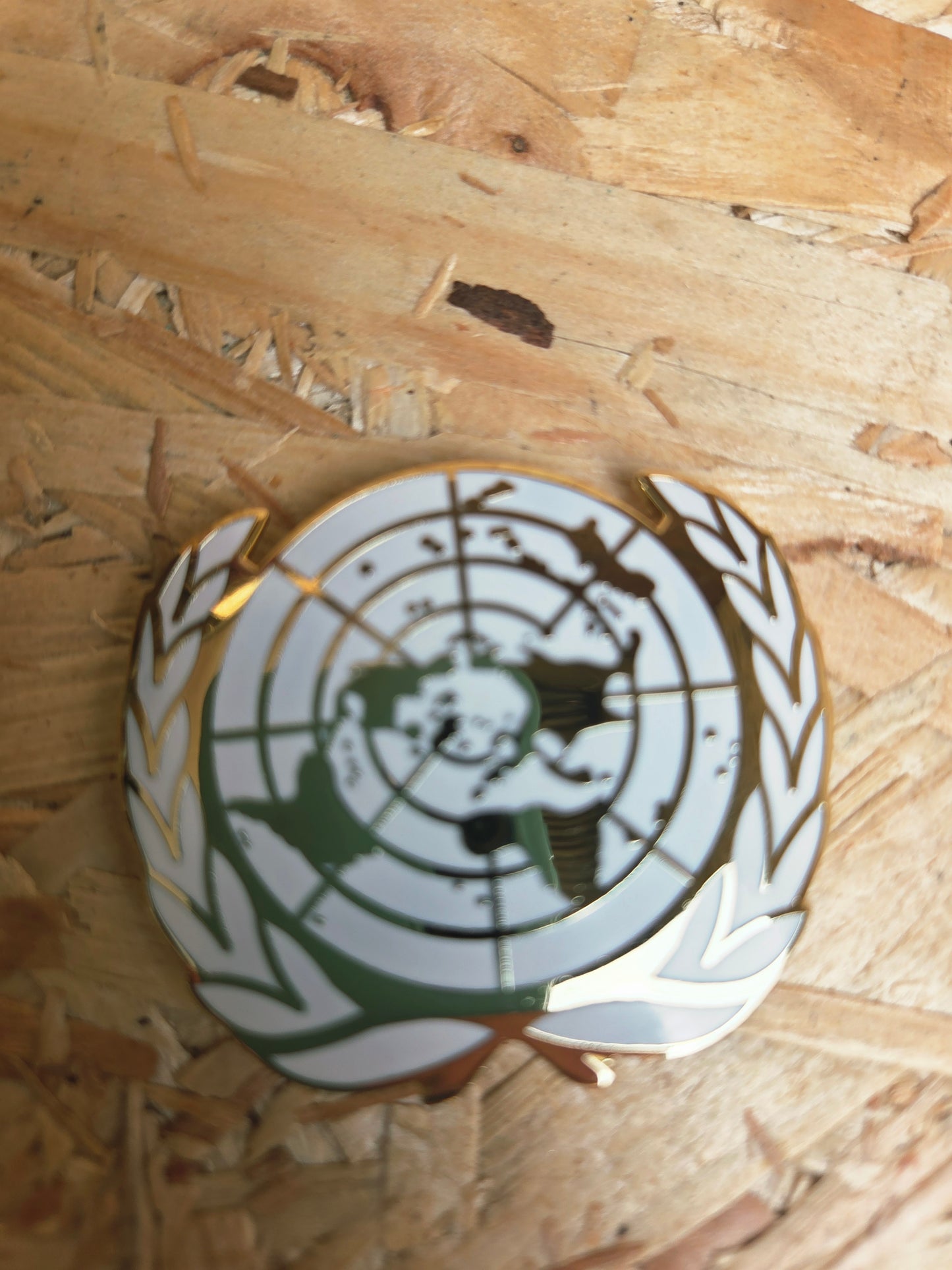 Enamelled United Nations Cap Badge Hat Pin Peacekeeping Globe UN Dress Uniform Insignia White & Gold