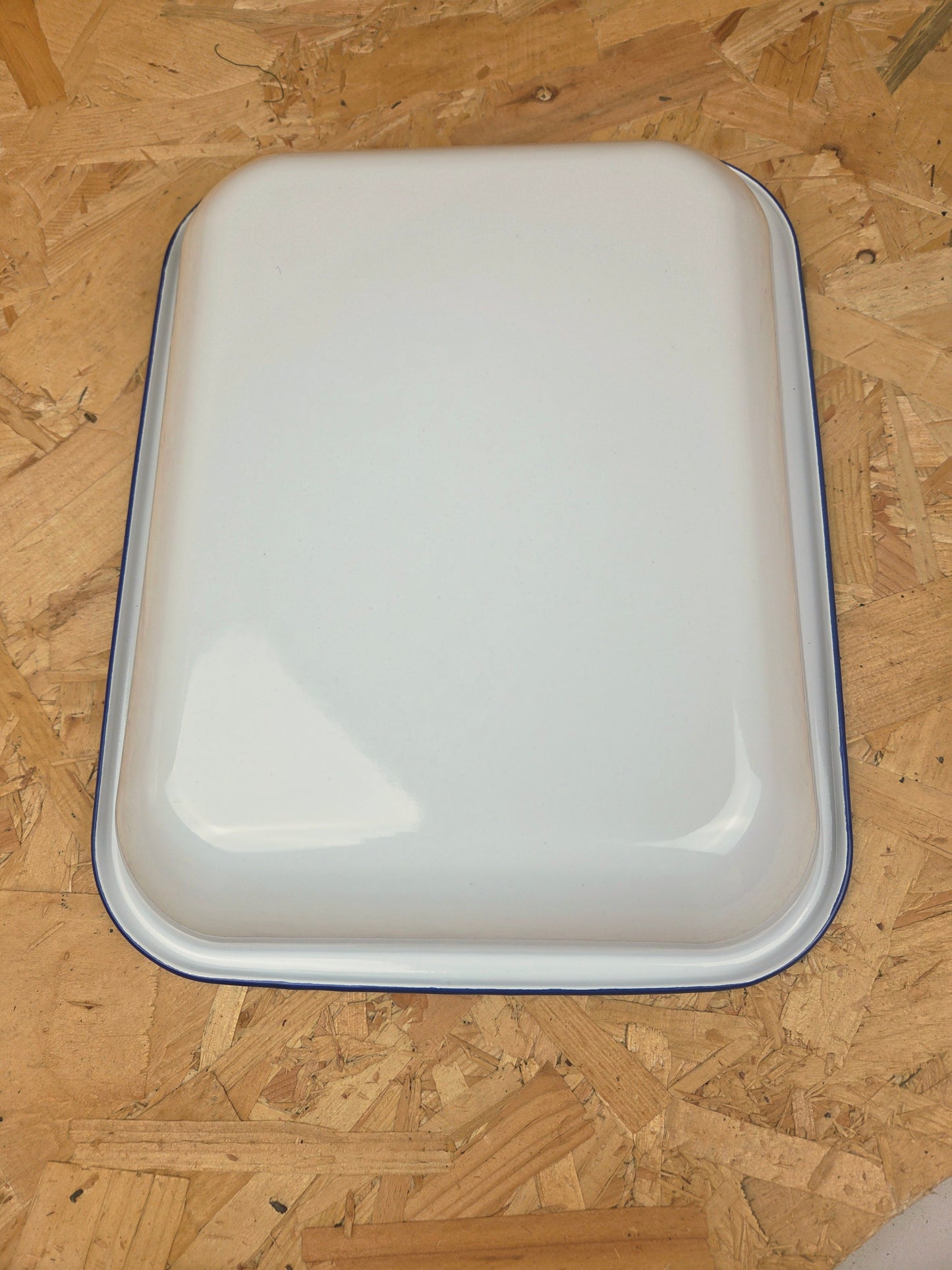 Enamel Bakepan White and Blue Camping Roasting Tin Tray Picnic Caravan Enamel Bowl Falcon 31cm x 25cm x 5cm