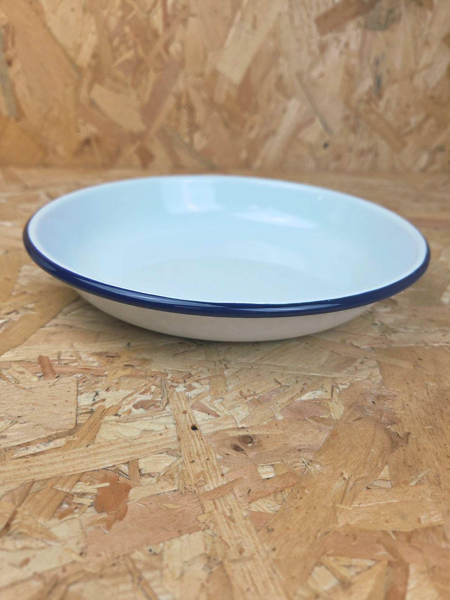 Enamel Rice Pasta Dinner Plate White and Blue Camping Picnic Caravan Enamel Meal Dish Falcon 22cm x 3.5cm