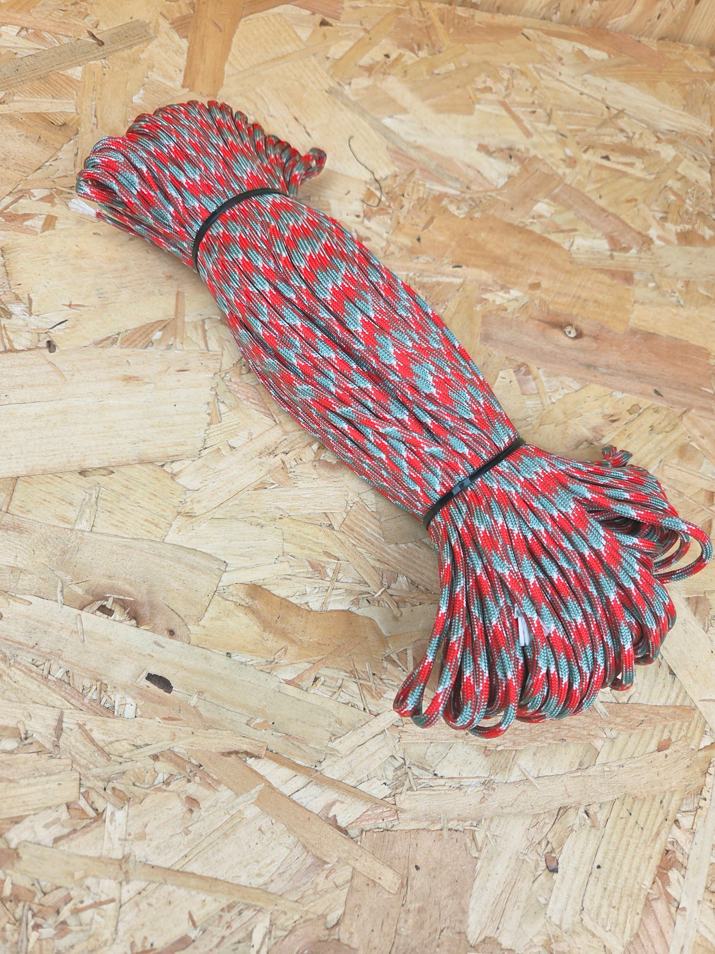 Paracord Cord Retention Loop Basha & Bivi Tent Shelter Rope Bushcraft Line Red Grey White