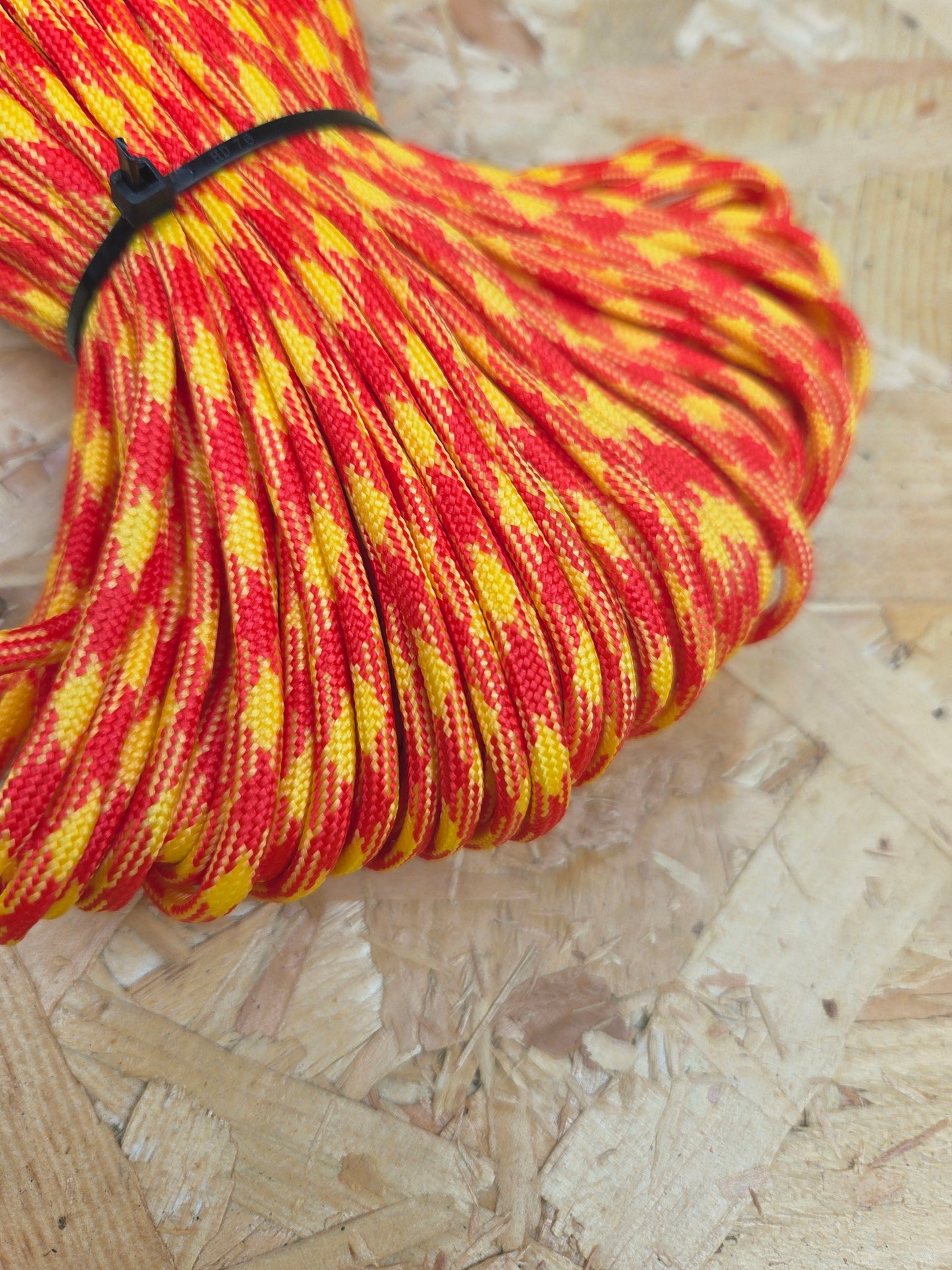 Paracord Cord Retention Loop Basha & Bivi Tent Shelter Rope Bushcraft Line Orange & Yellow 50m