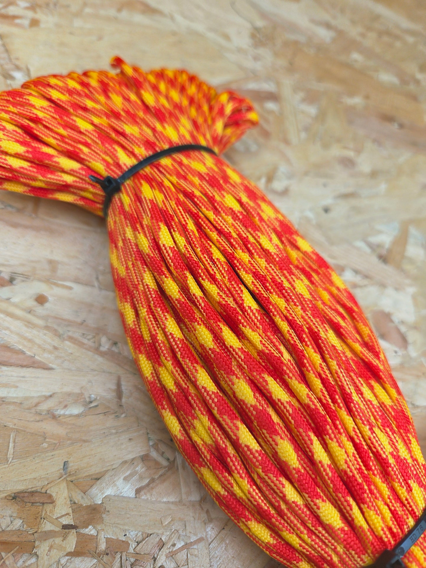 Paracord Cord Retention Loop Basha & Bivi Tent Shelter Rope Bushcraft Line Orange & Yellow 50m