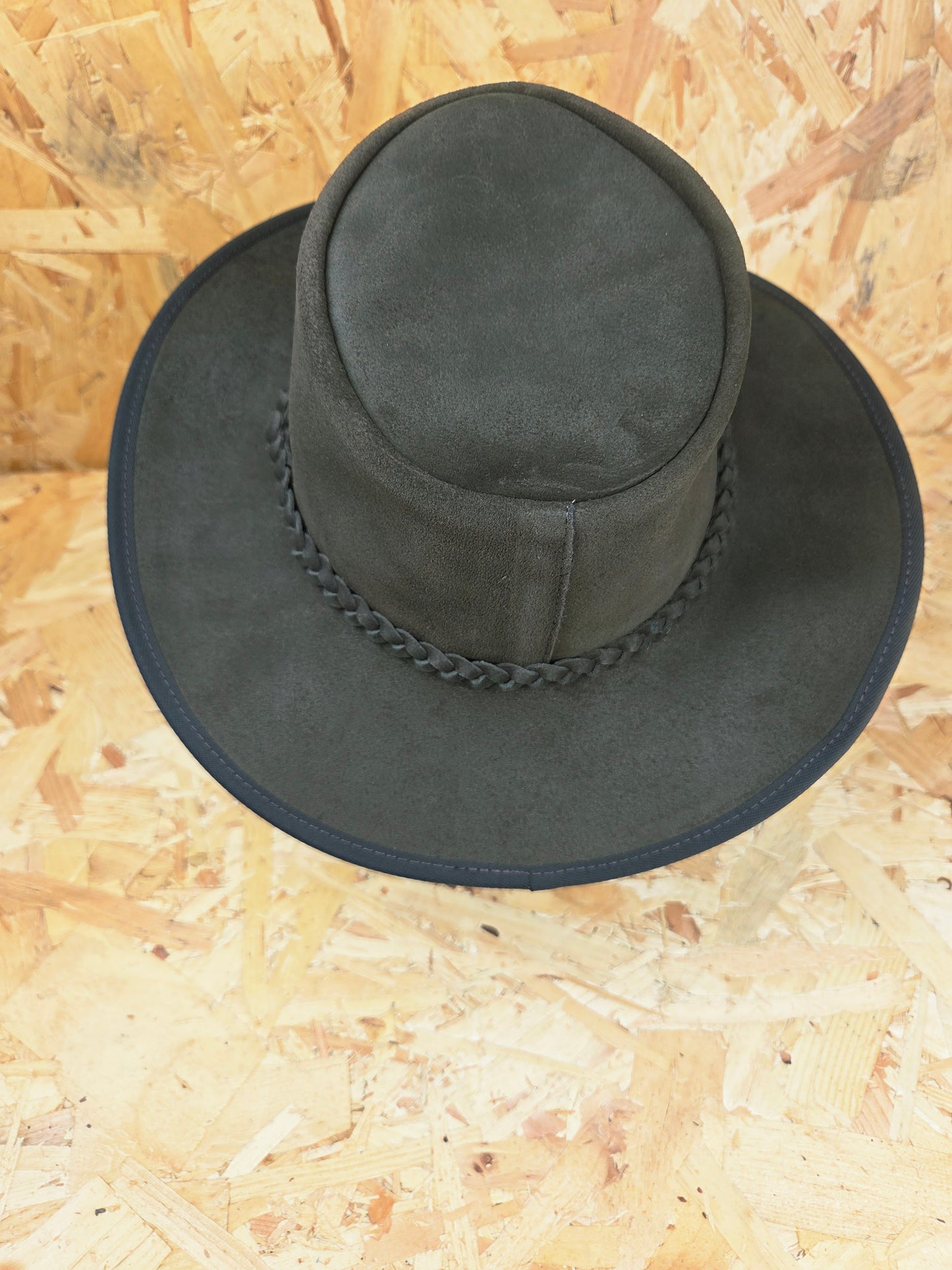 Genuine Dark Brown Oiled Suede With Chin Strap Leather Bush Hat Wide Brim Outdoor Cowboy Style Country Handmade South African
