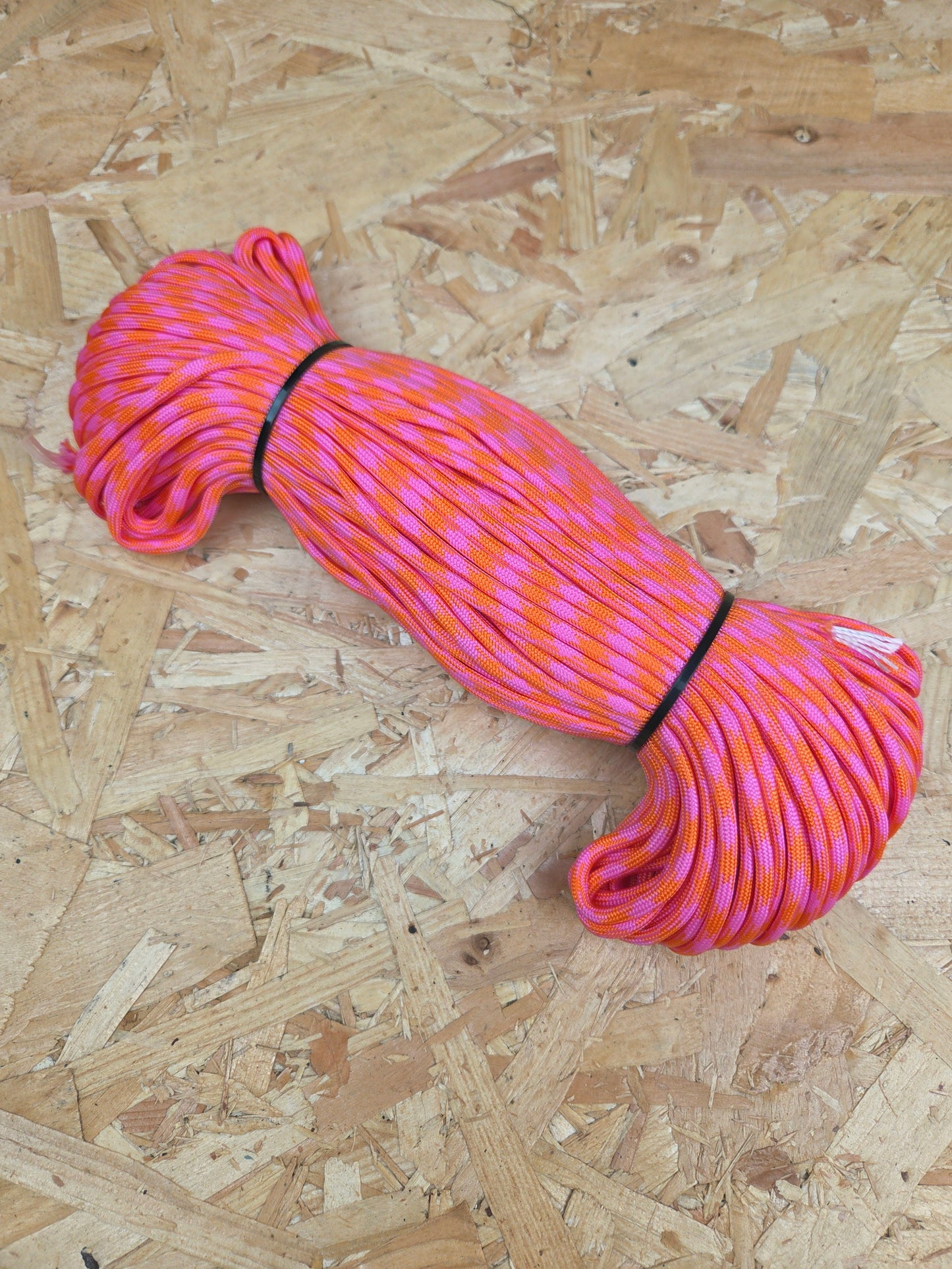 Paracord Cord Retention Loop Basha & Bivi Tent Shelter Rope Bushcraft Line Pink Lilac